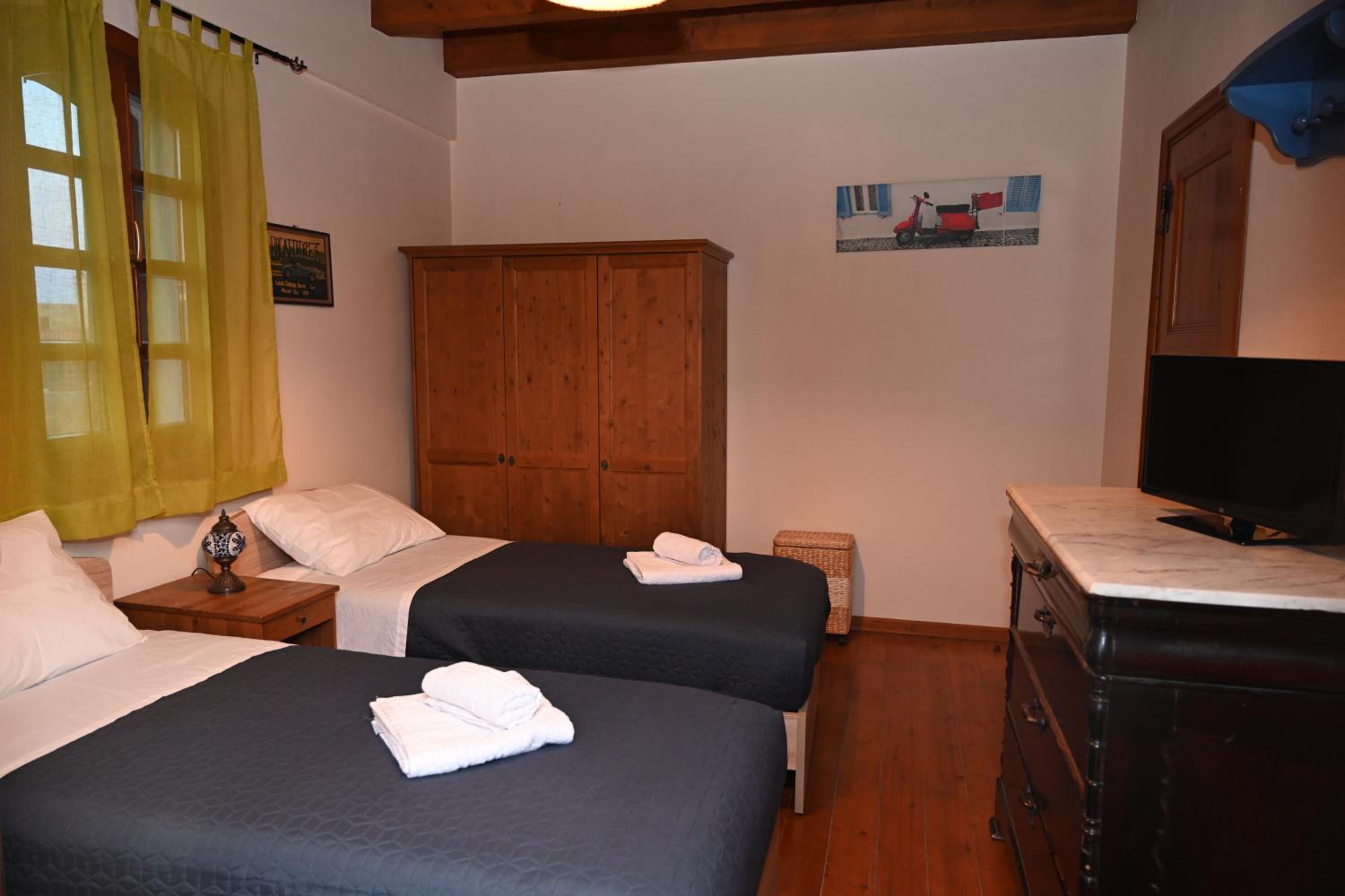Three-Bedroom Villa photo 1