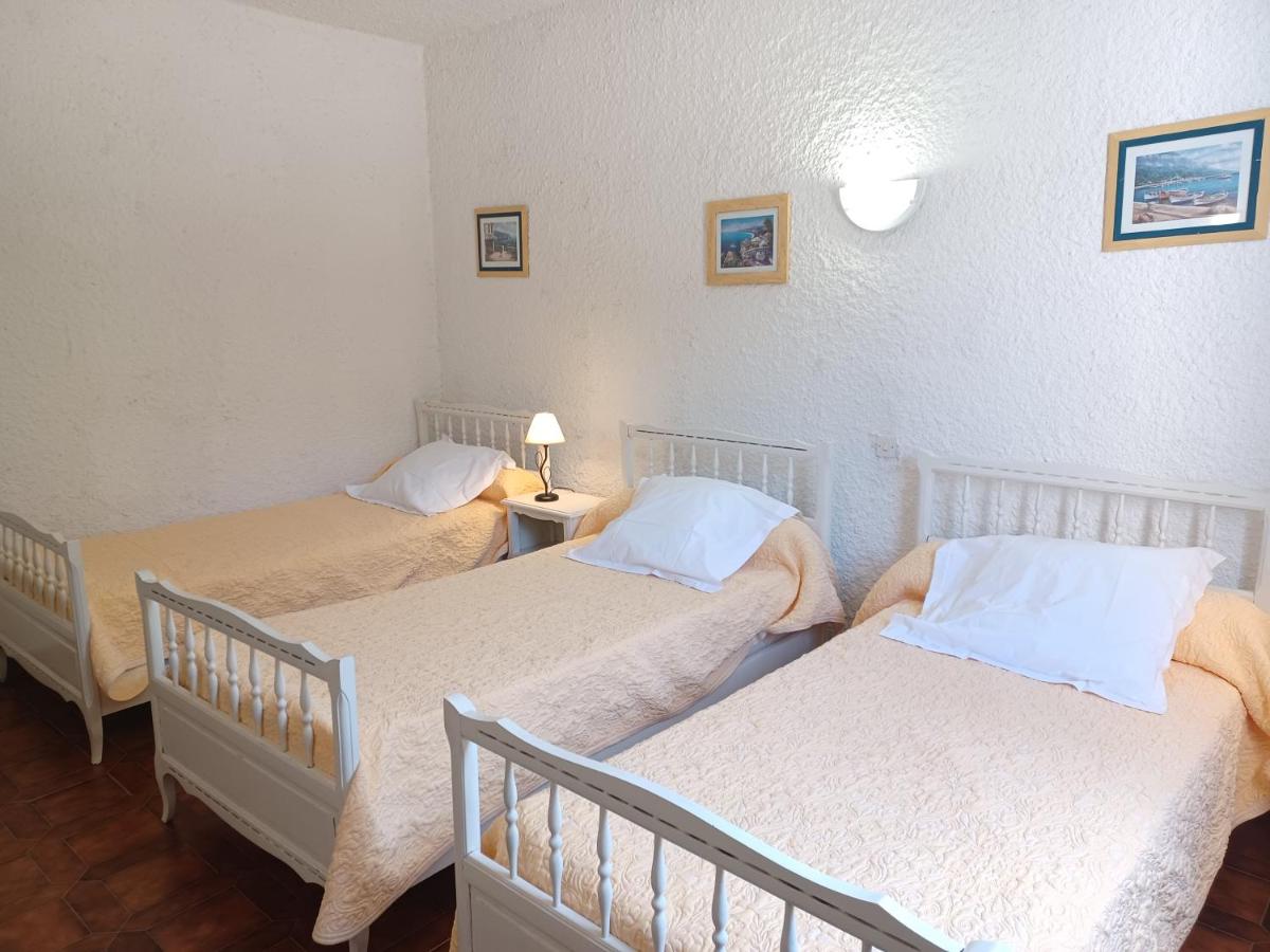 Classic Triple Room photo 2