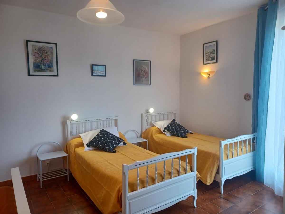 Quadruple Room (2 Adults + 2 Children) photo 1