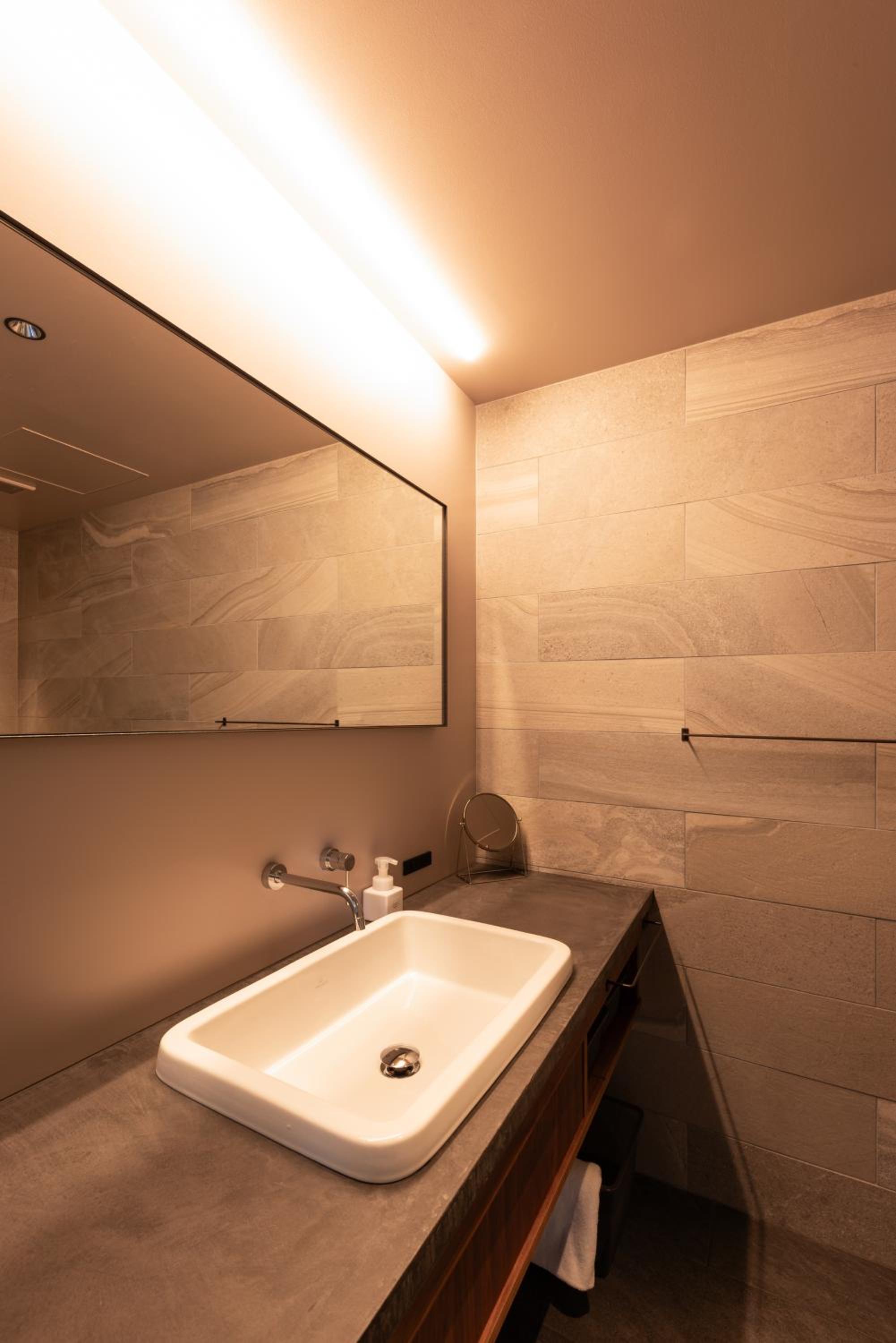 Deluxe Twin Room - Photo 5