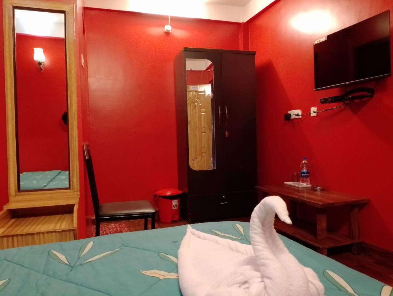 Deluxe Queen Room photo 2