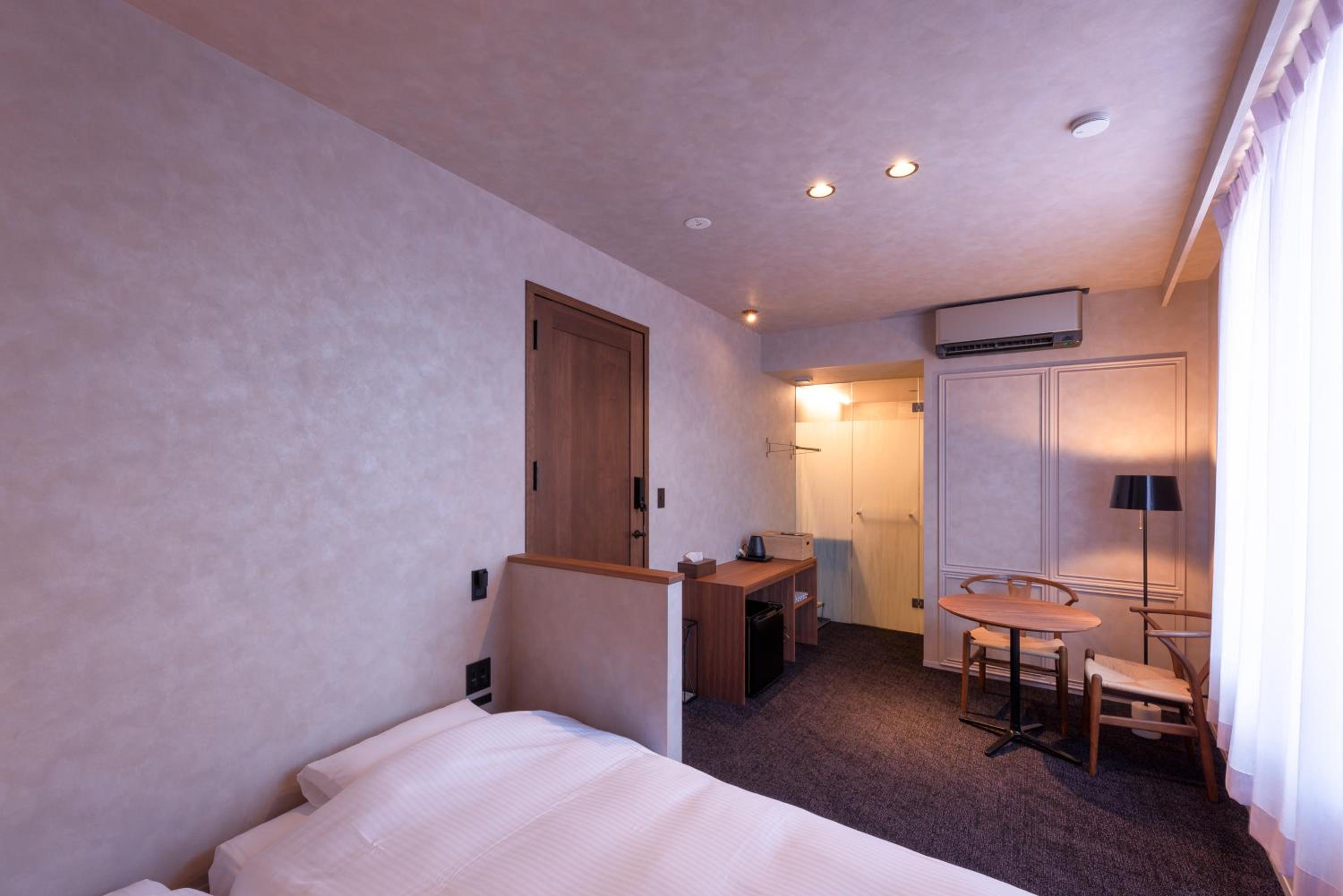 Deluxe Twin Room - Photo 6