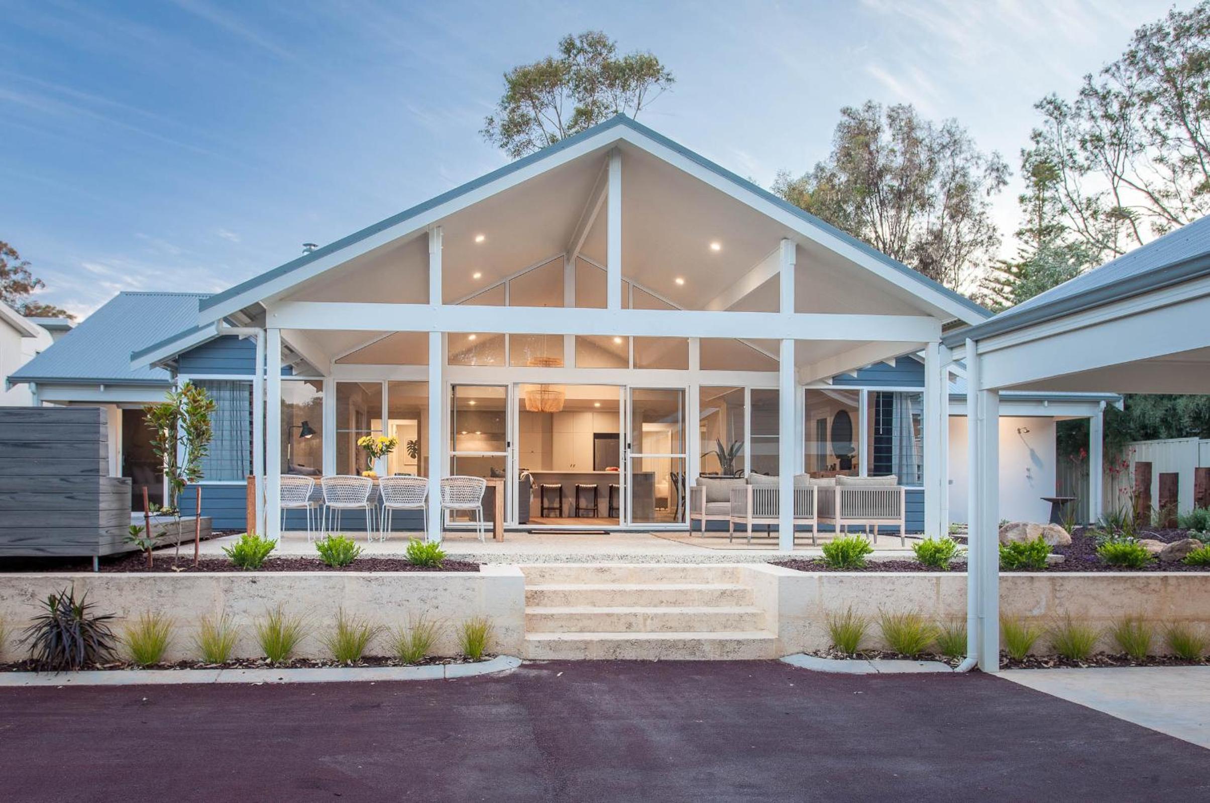 Four-Bedroom House photo 3