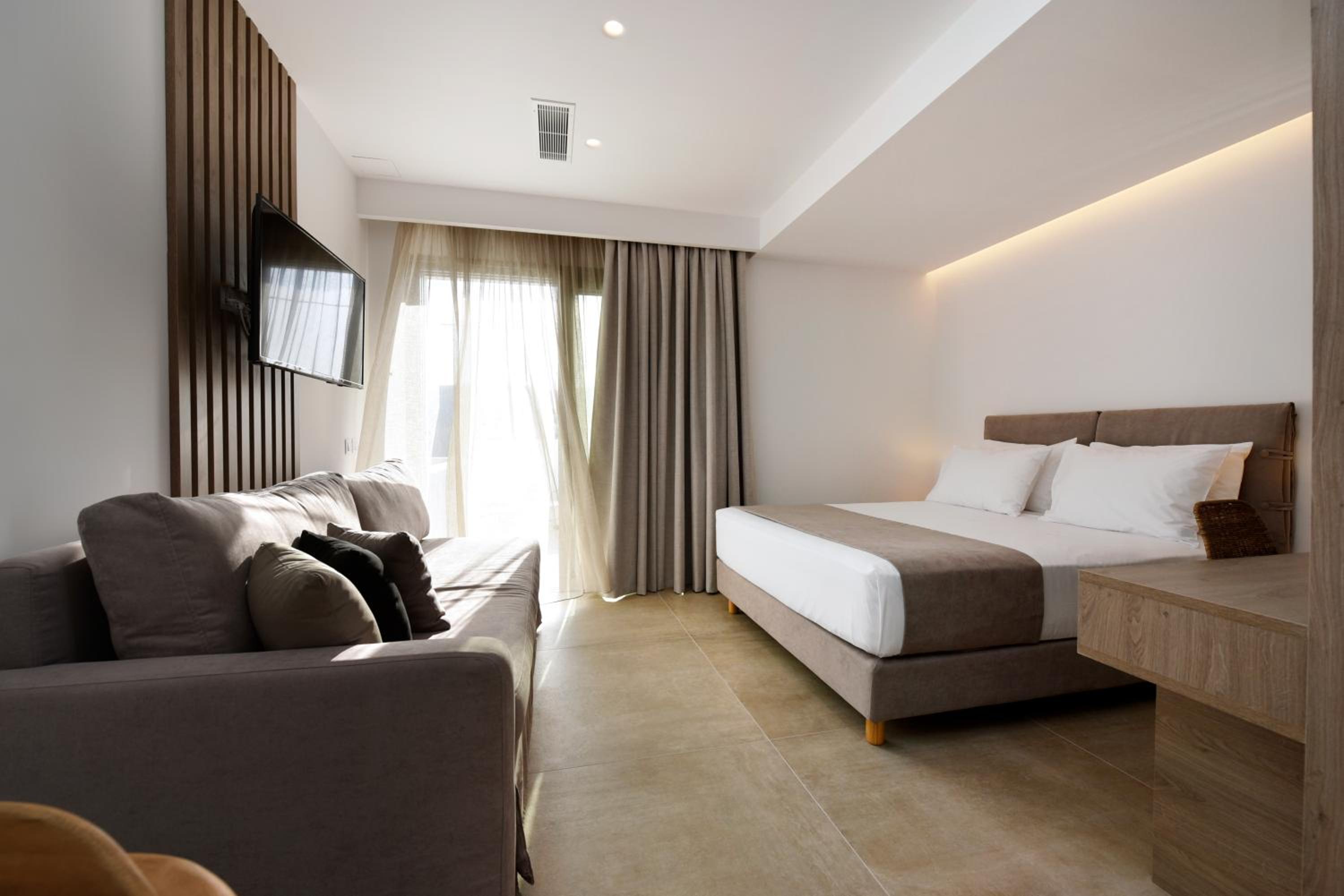 Junior Suite with Terrace