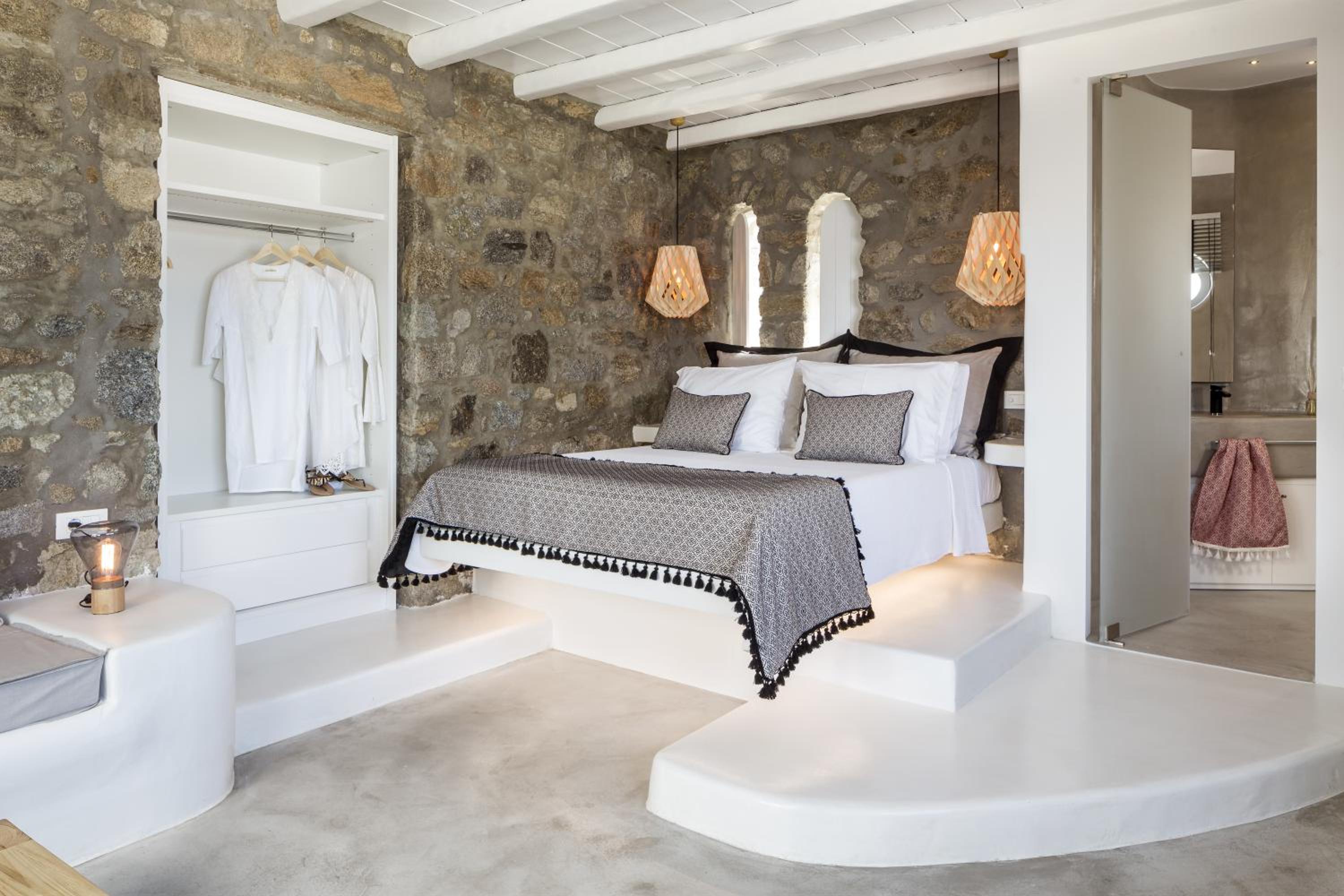 Corner Suite with Sea View with Sharing Pool - Photo 7