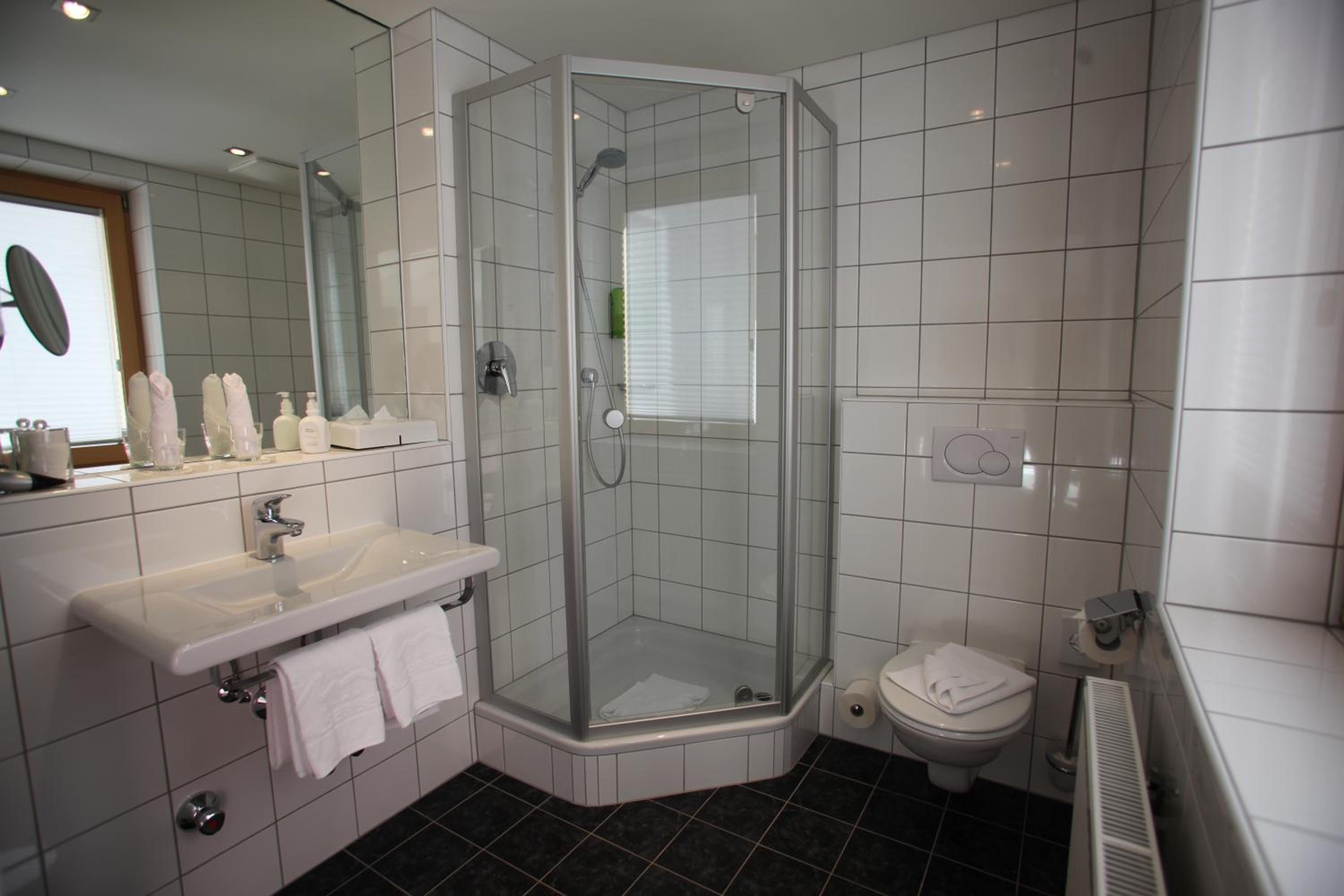 Classic  Double Room - Photo 3