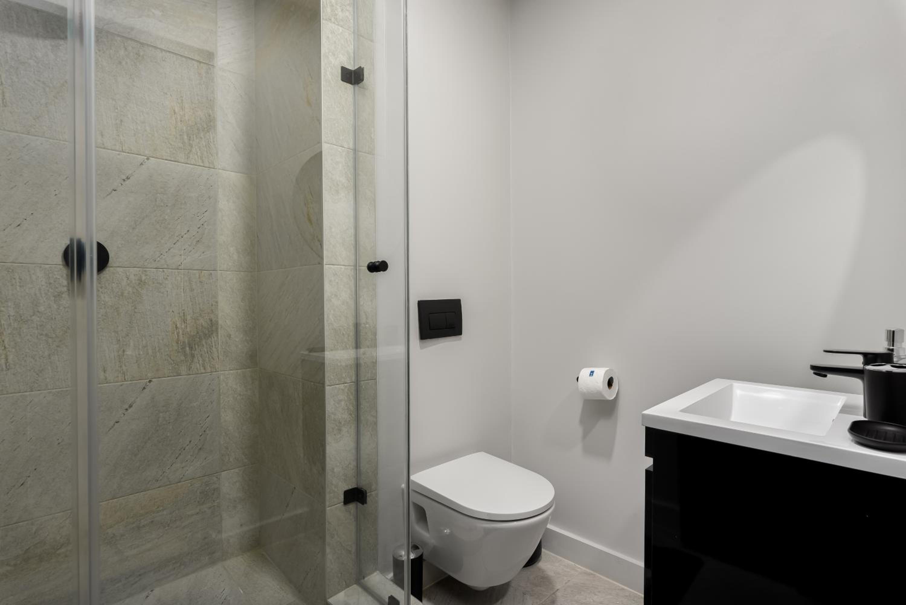 Superior Studio - Photo 13