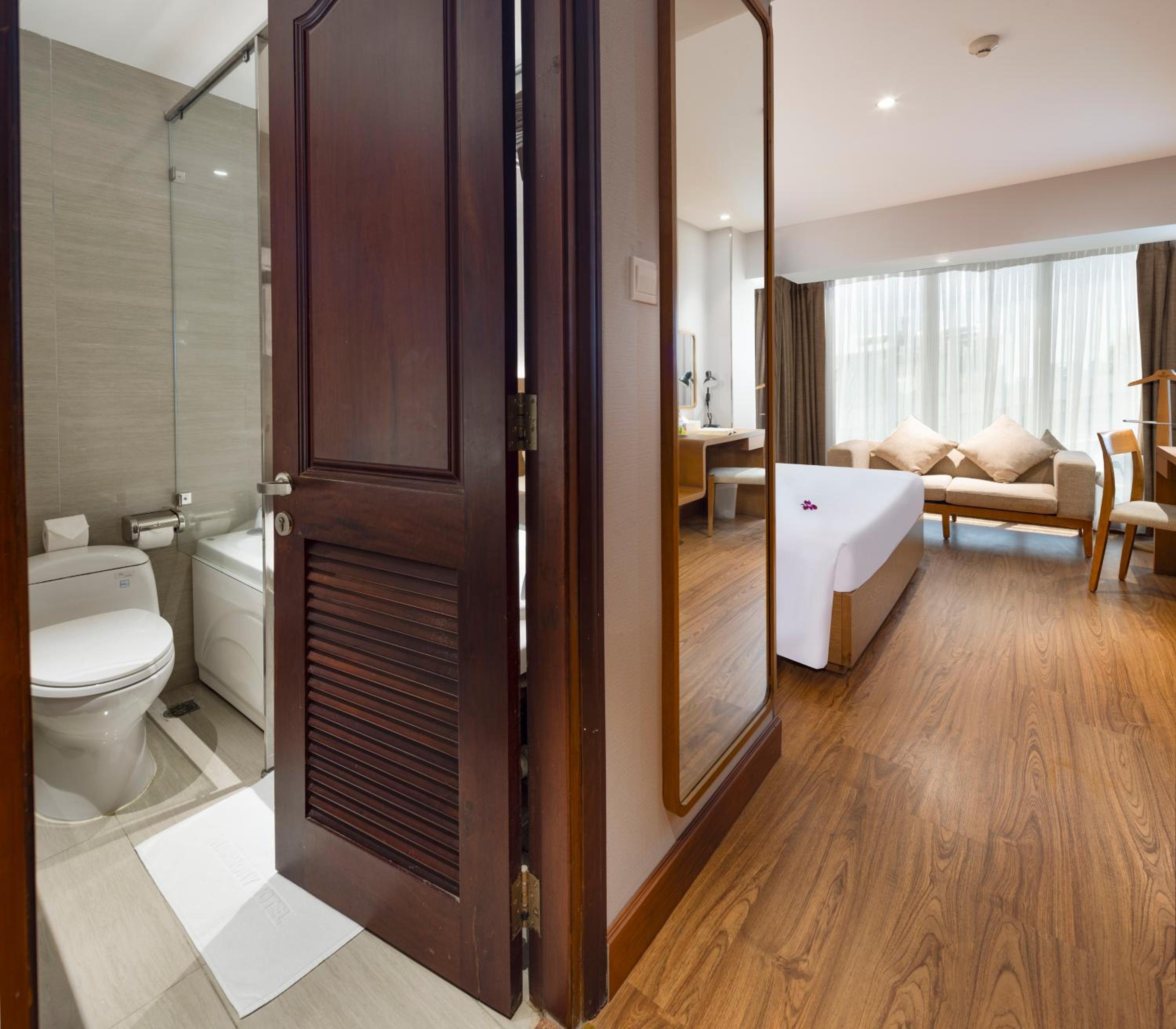 Premier Deluxe Double - Free Mini Bar