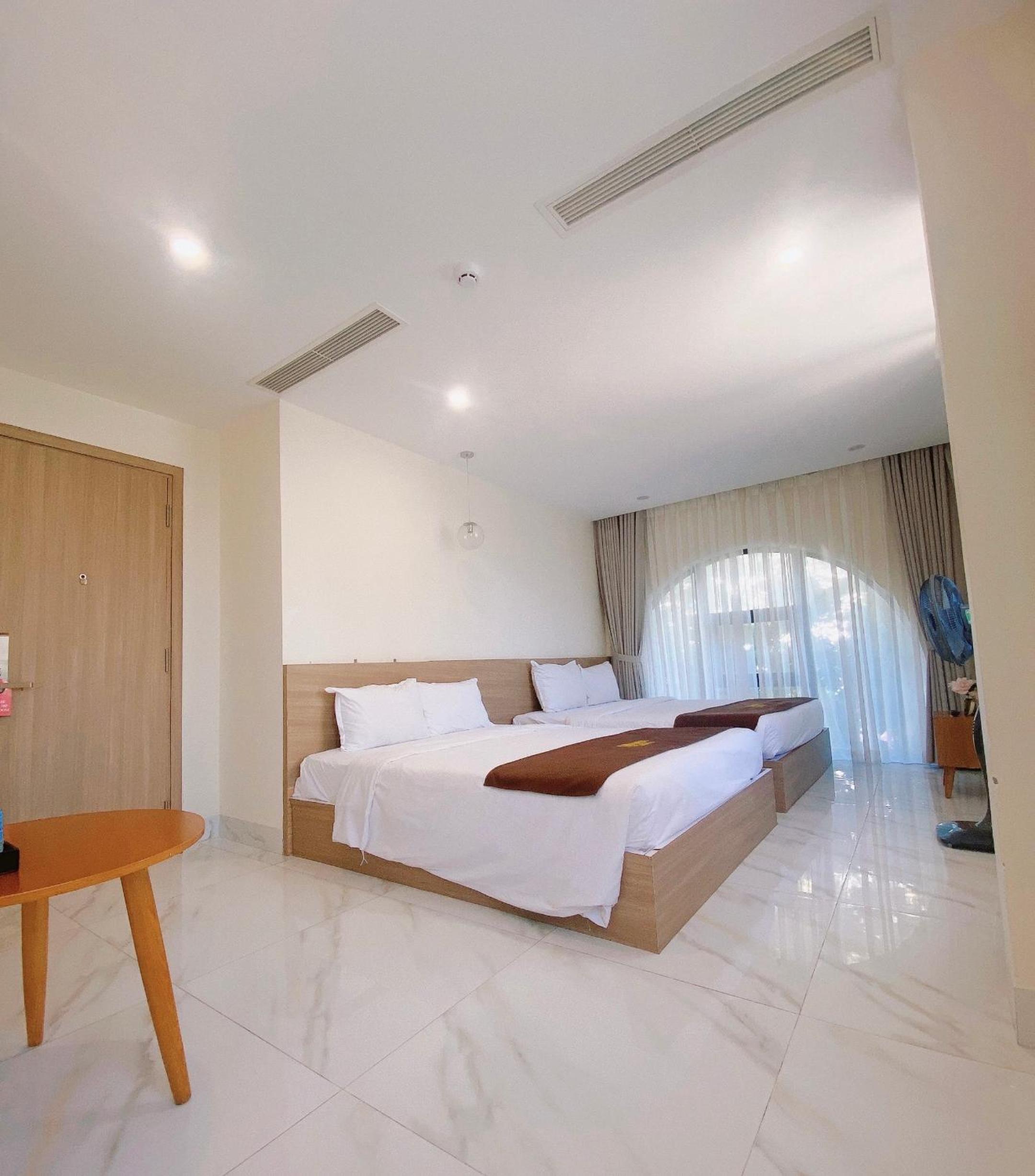 Deluxe Quadruple Room