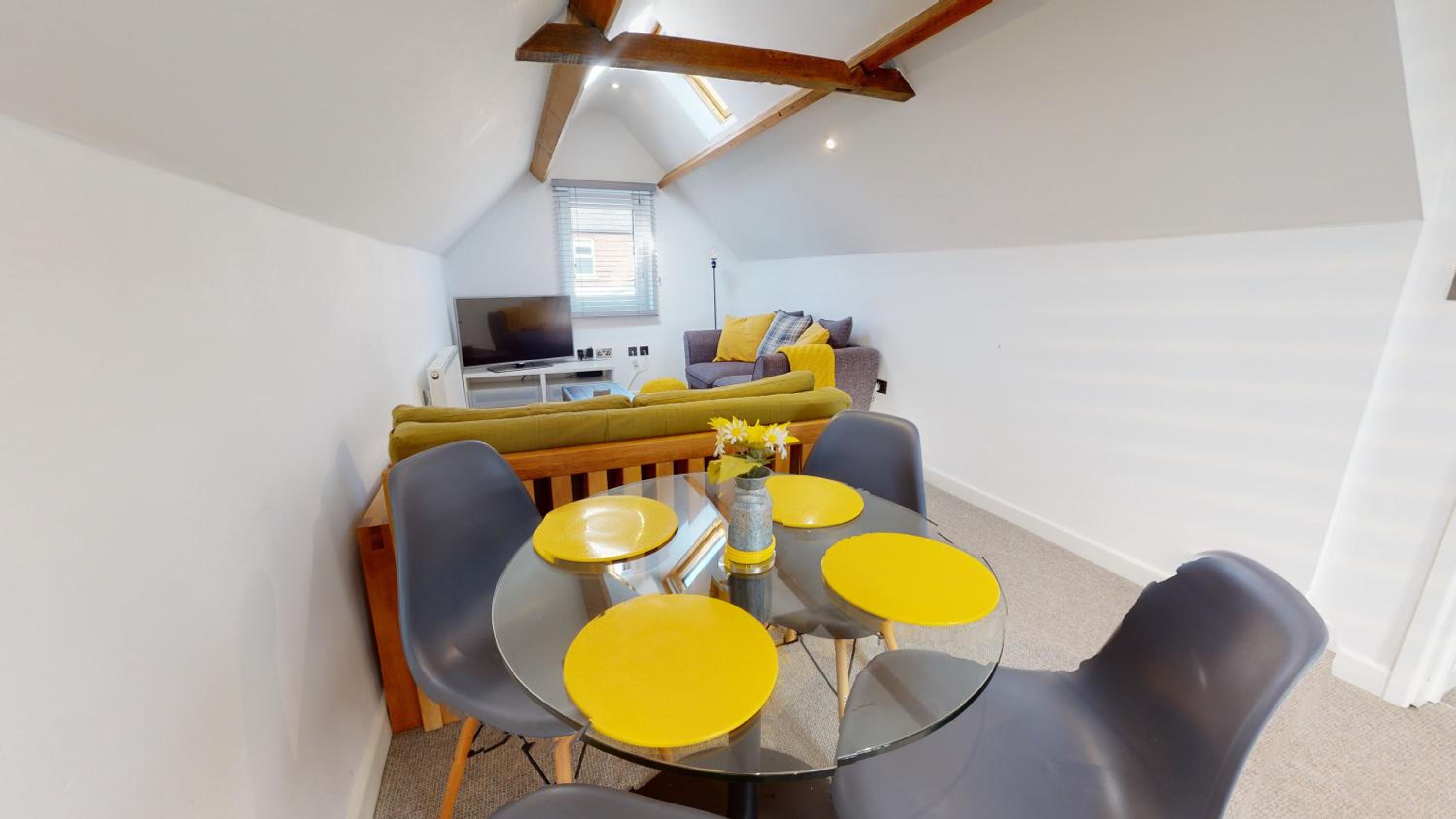 Two-Bedroom House photo 2