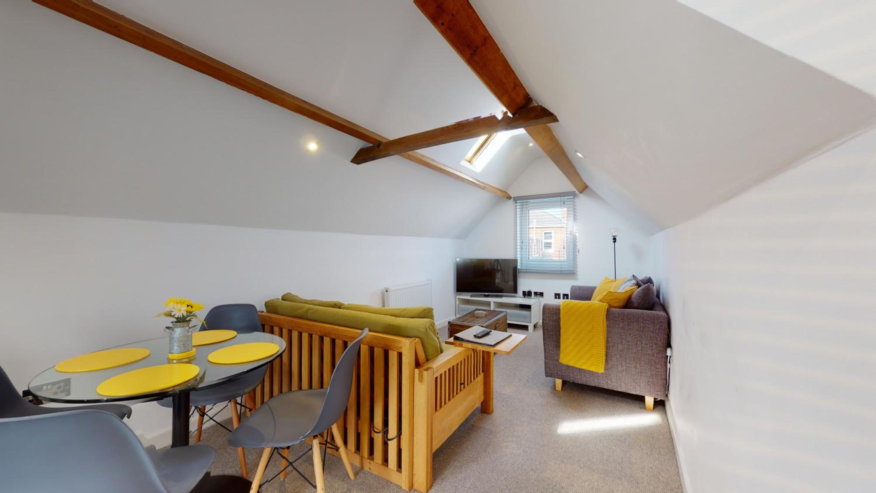 Two-Bedroom House photo 3