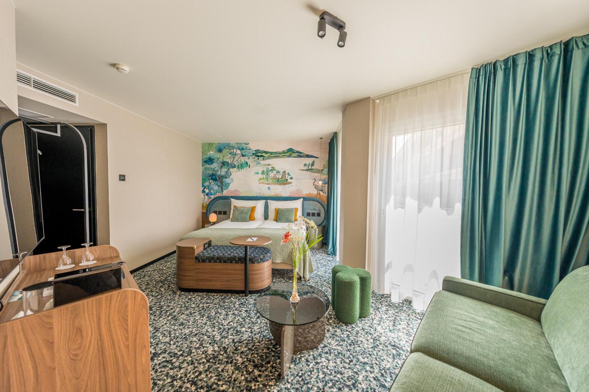 Junior Suite - Photo 18