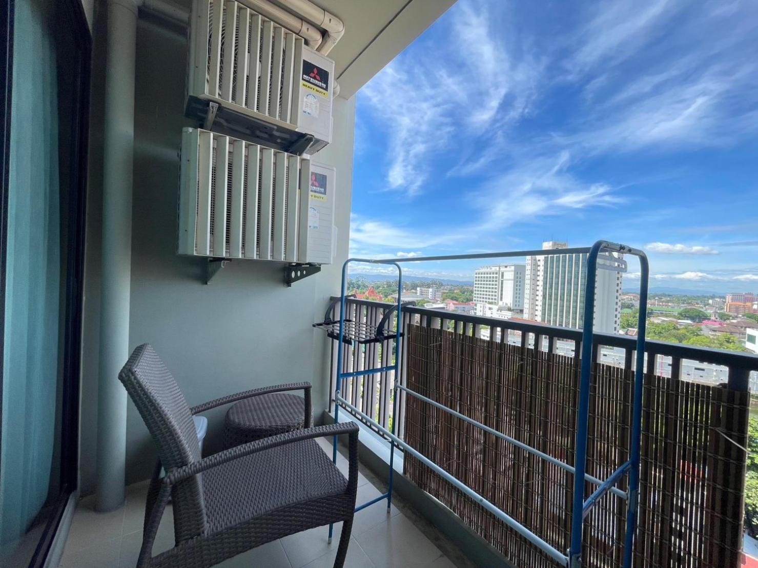 Deluxe Apartment - Photo 9