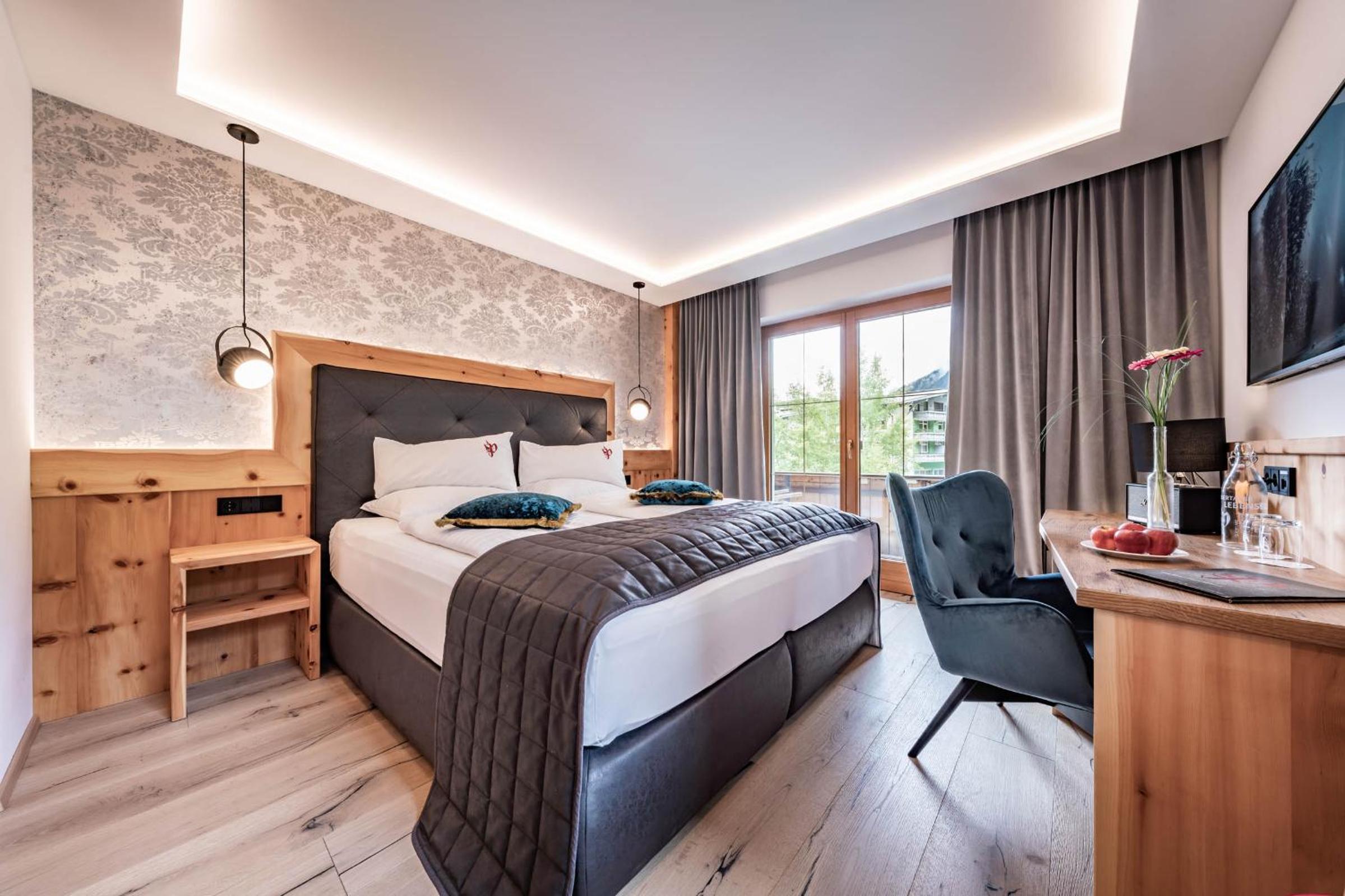 Deluxe Double Room - Photo 1