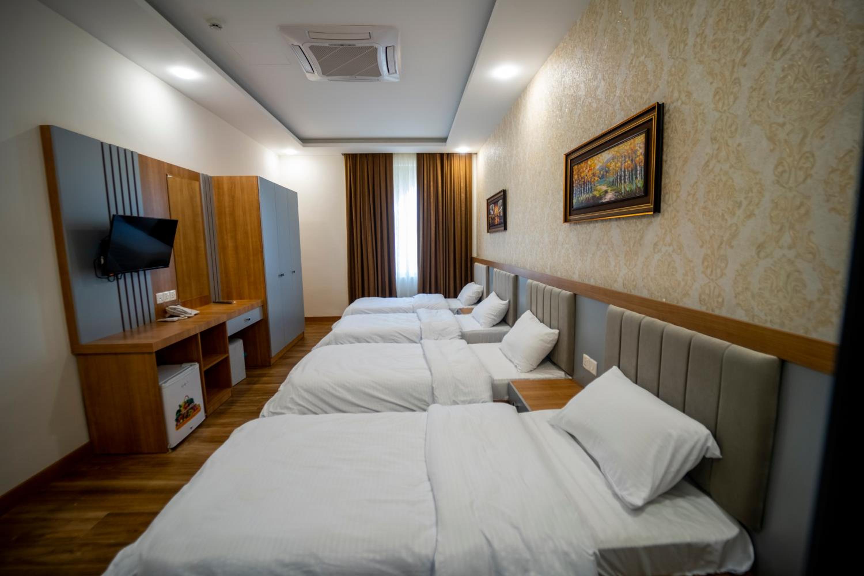 Economy Quadruple Room photo 1