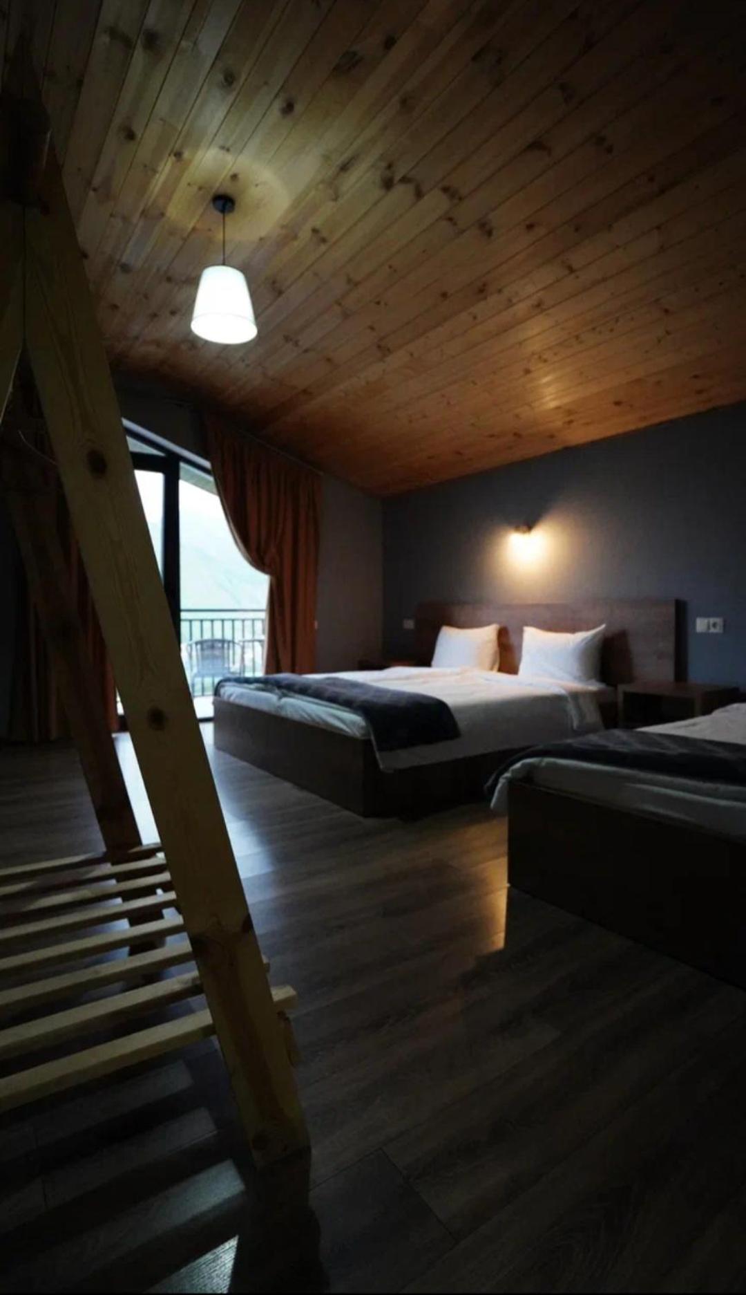 Triple Room with Mountain View