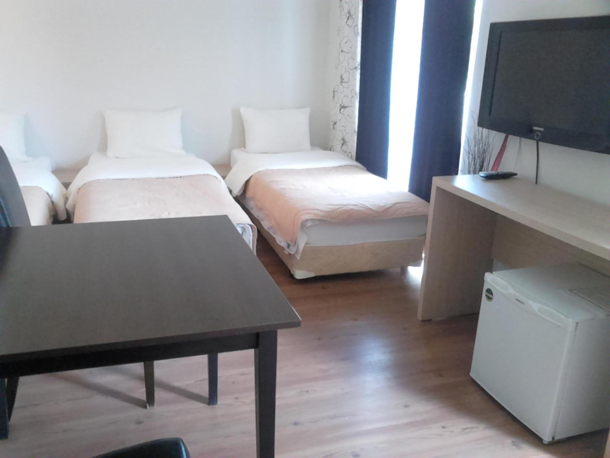 Quadruple Room - Photo 35