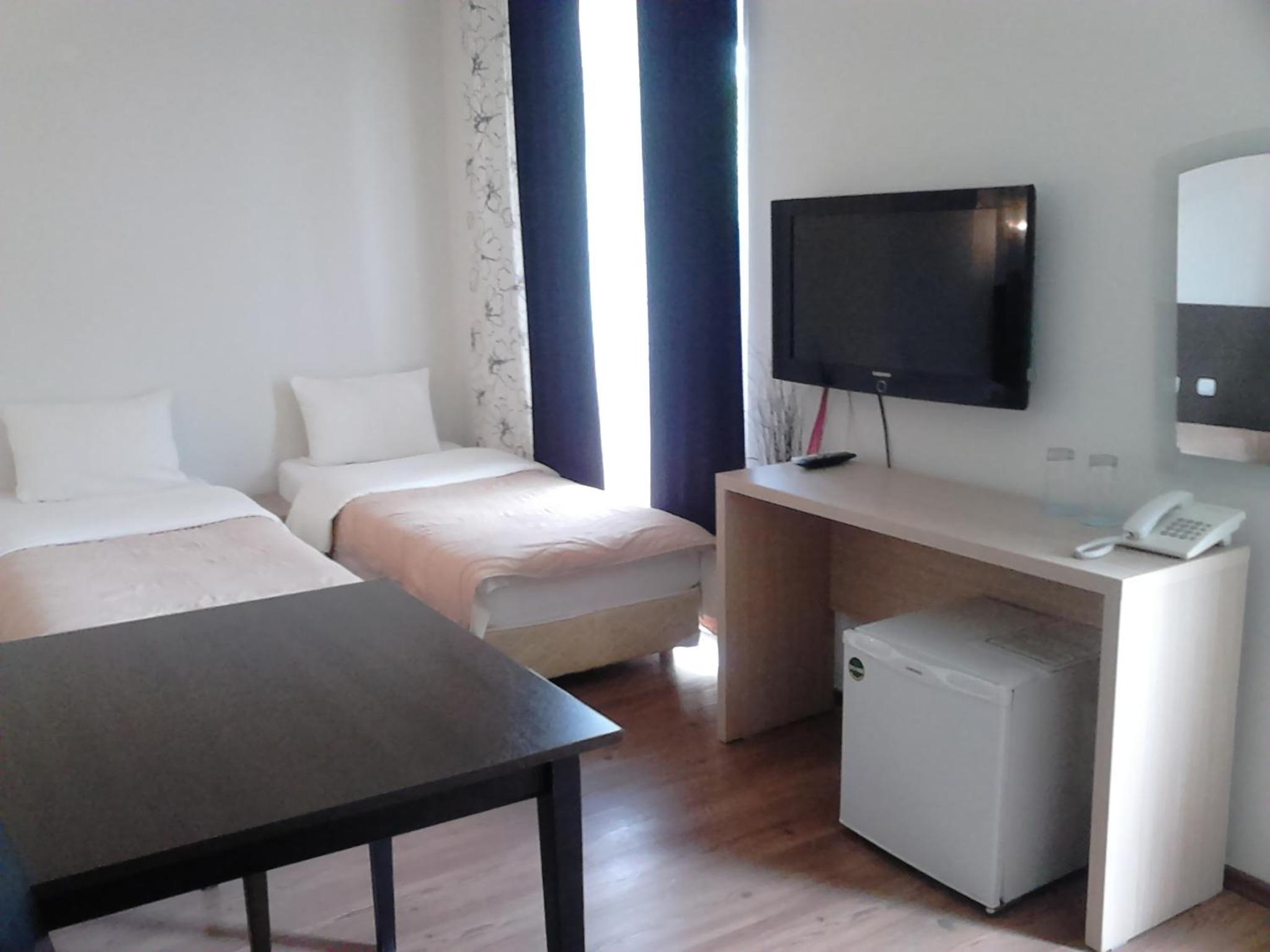 Quadruple Room - Photo 14