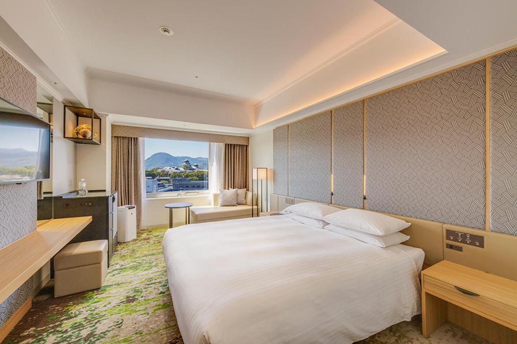Standard King Room - Non-Smoking