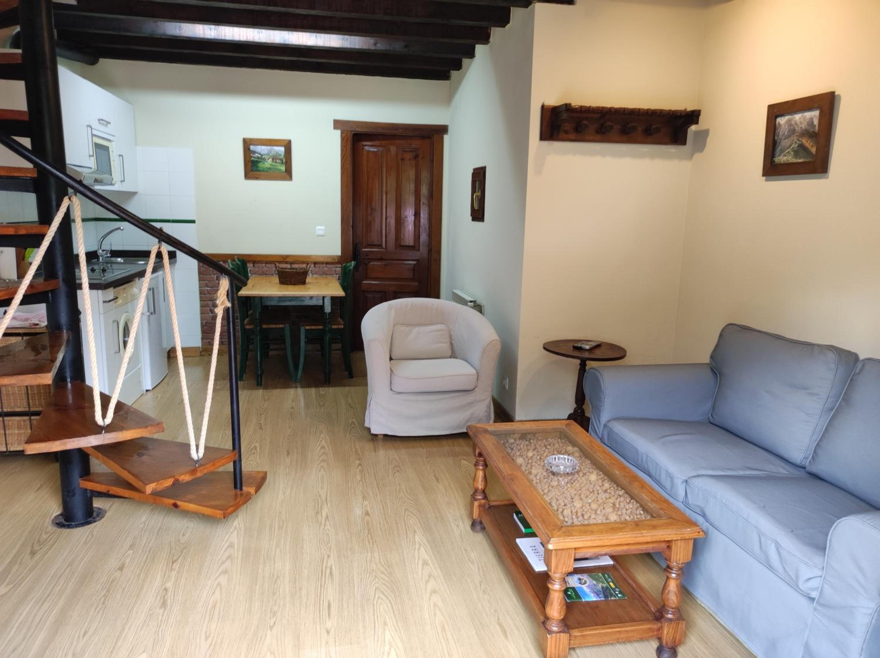 Maisonette photo 2
