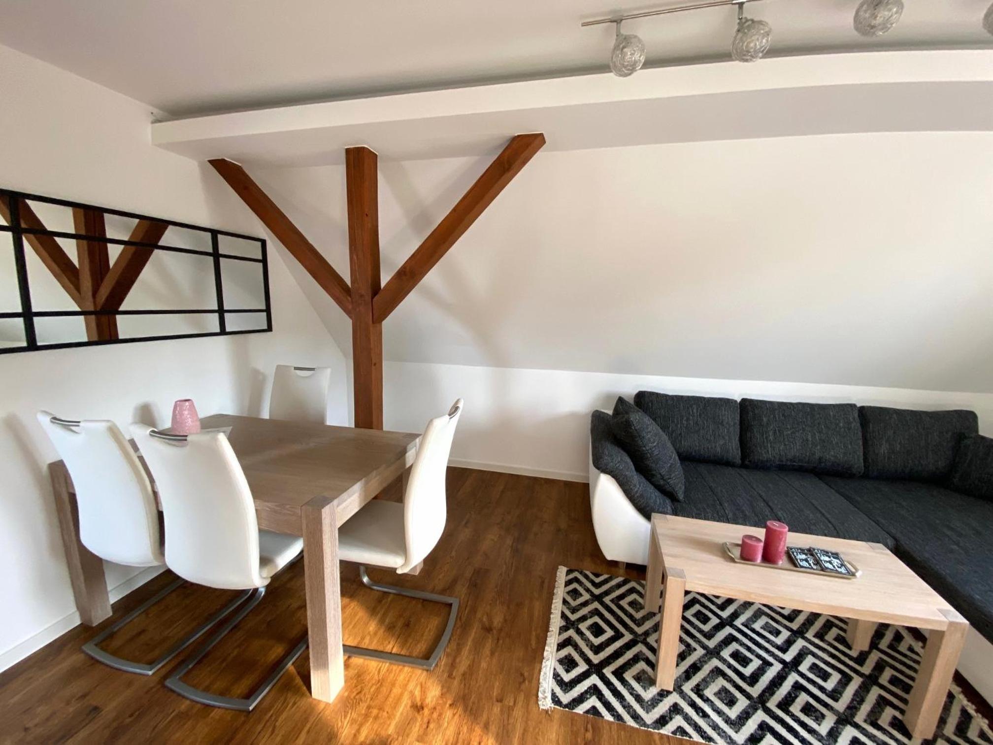One-Bedroom Apartment - Photo 9
