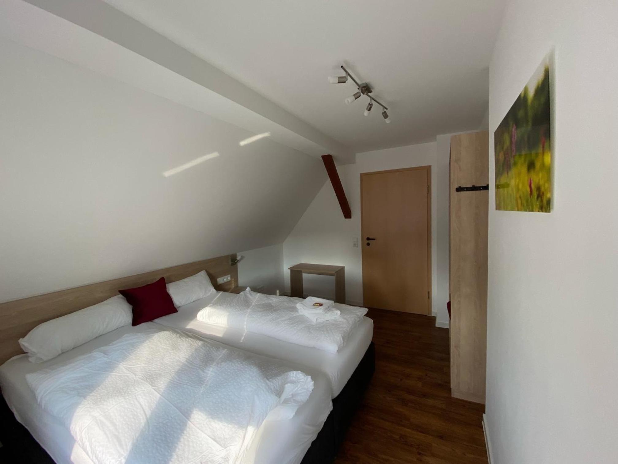 One-Bedroom Apartment - Photo 1
