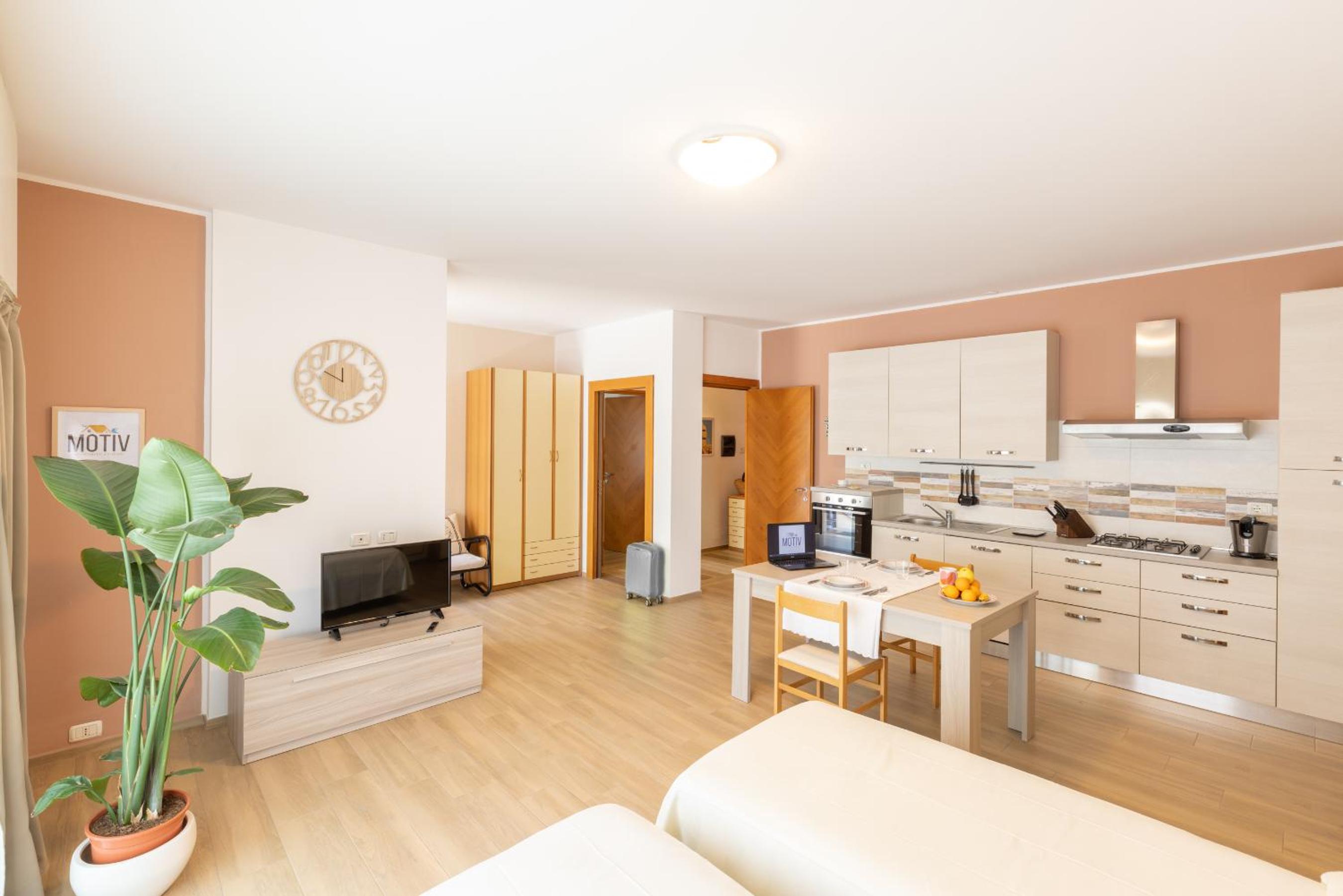 One-Bedroom Apartment