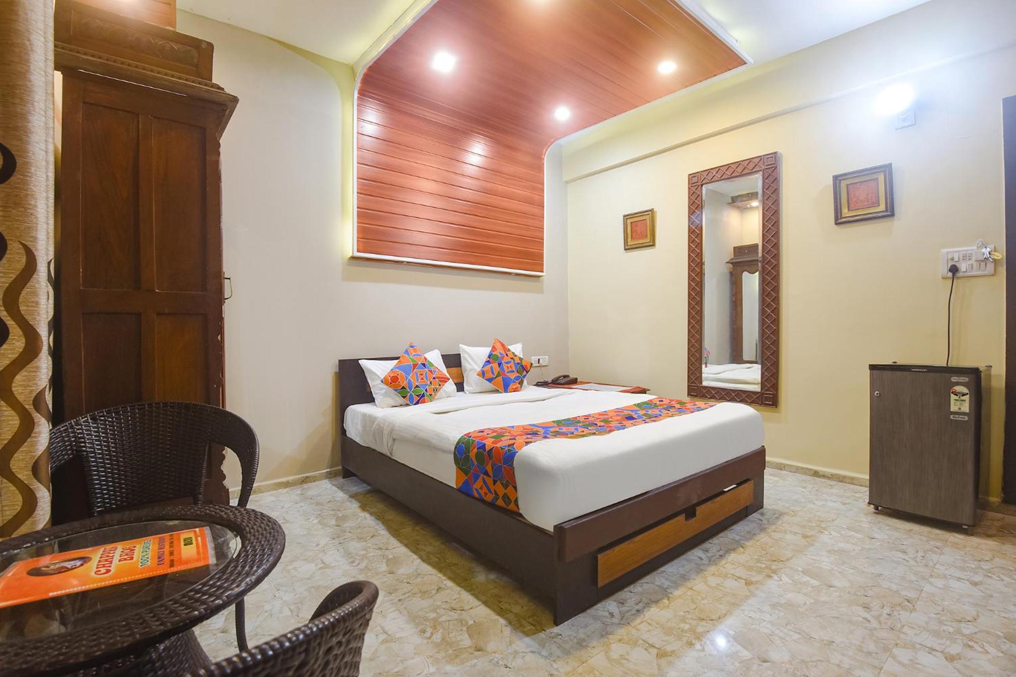 Deluxe Room - Photo 1