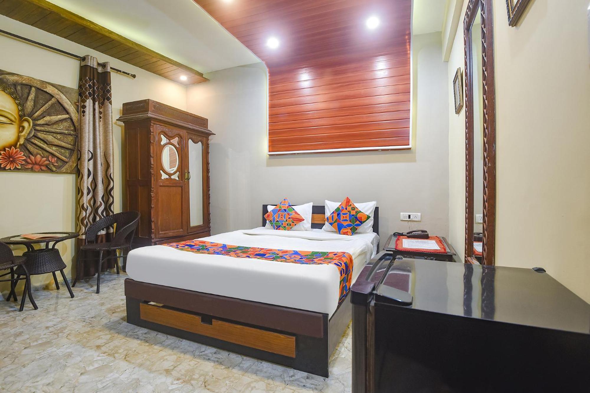 Deluxe Room - Photo 3