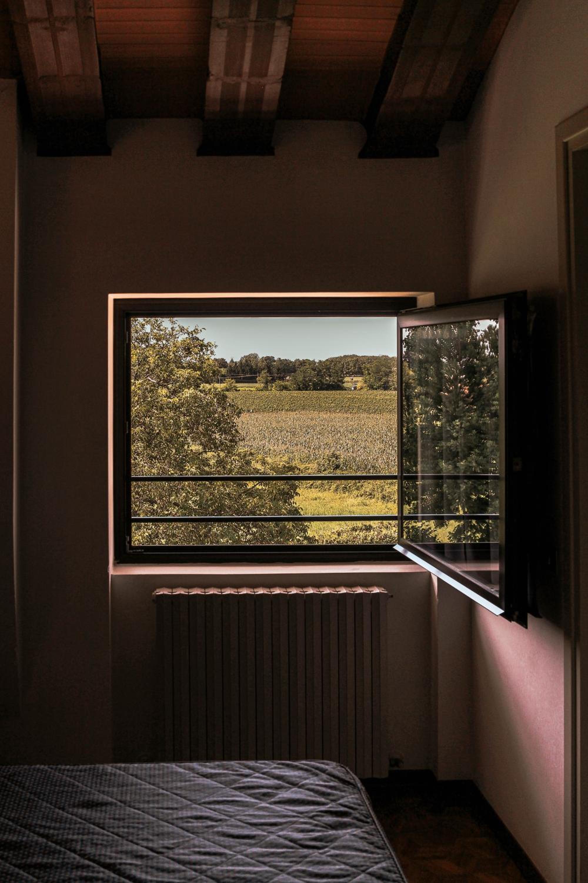 Double Room - Photo 12