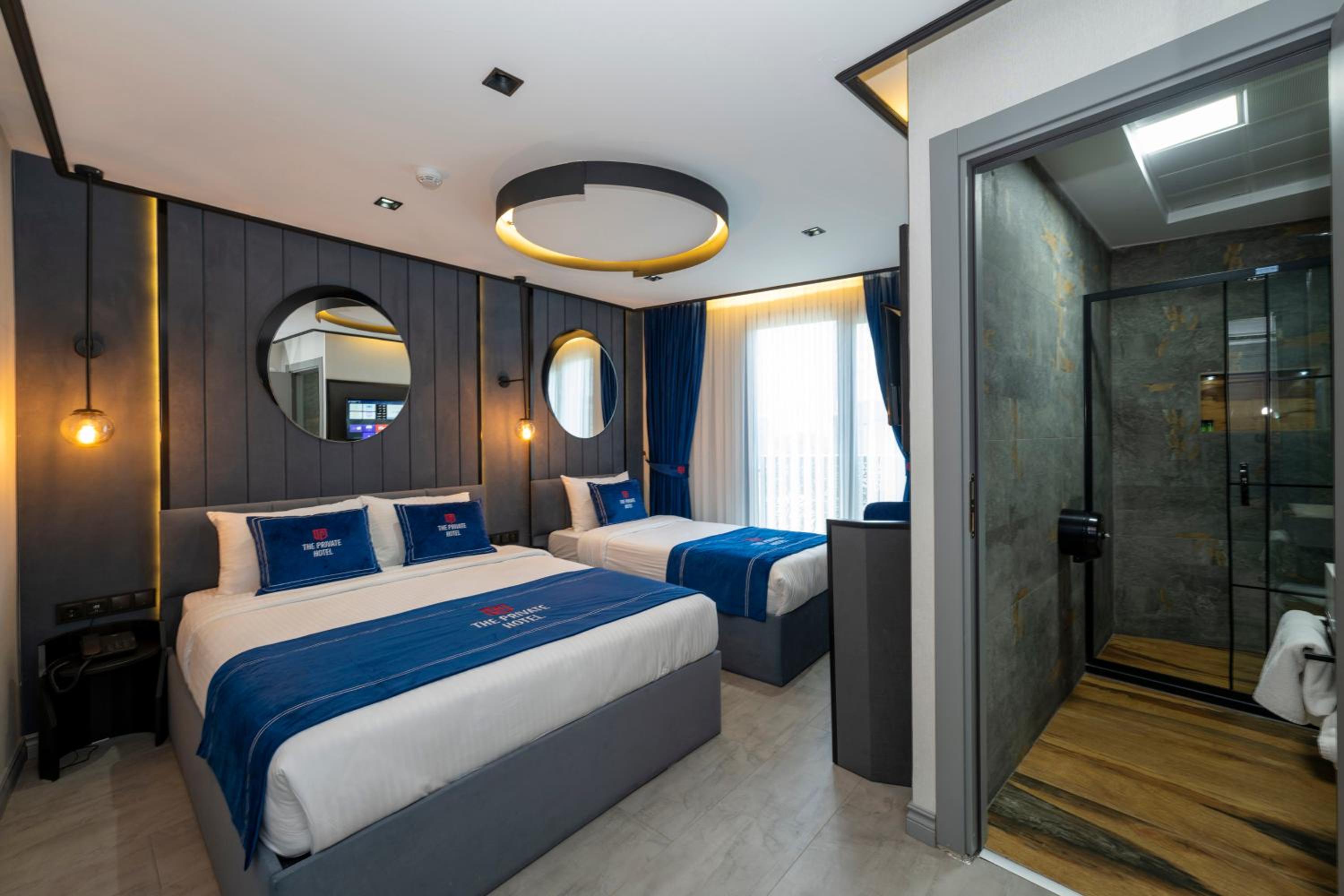 Deluxe Triple Room photo 1