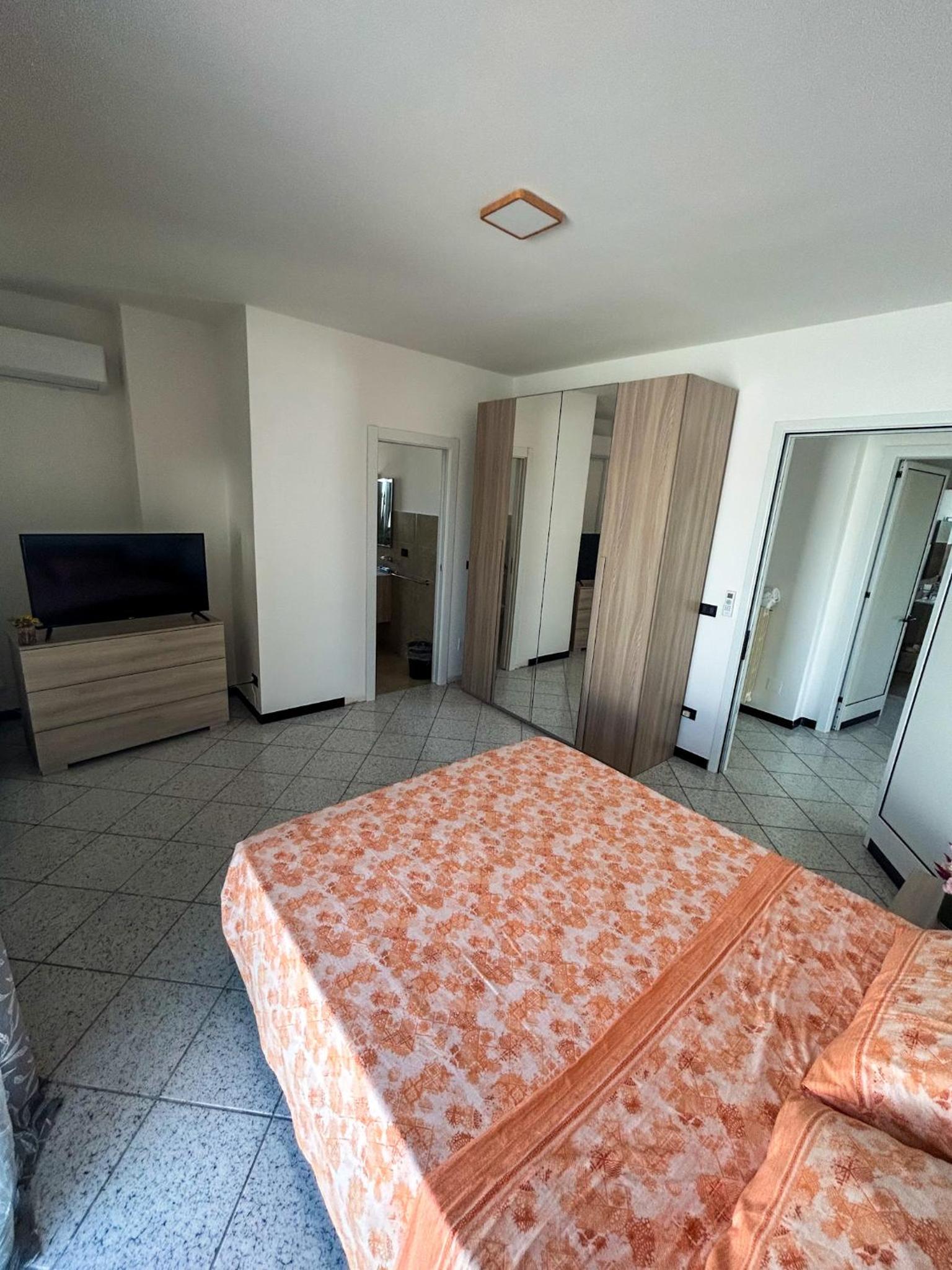 Double Room with Balcony photo 2