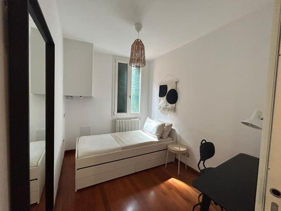 Three-Bedroom Apartment photo 3