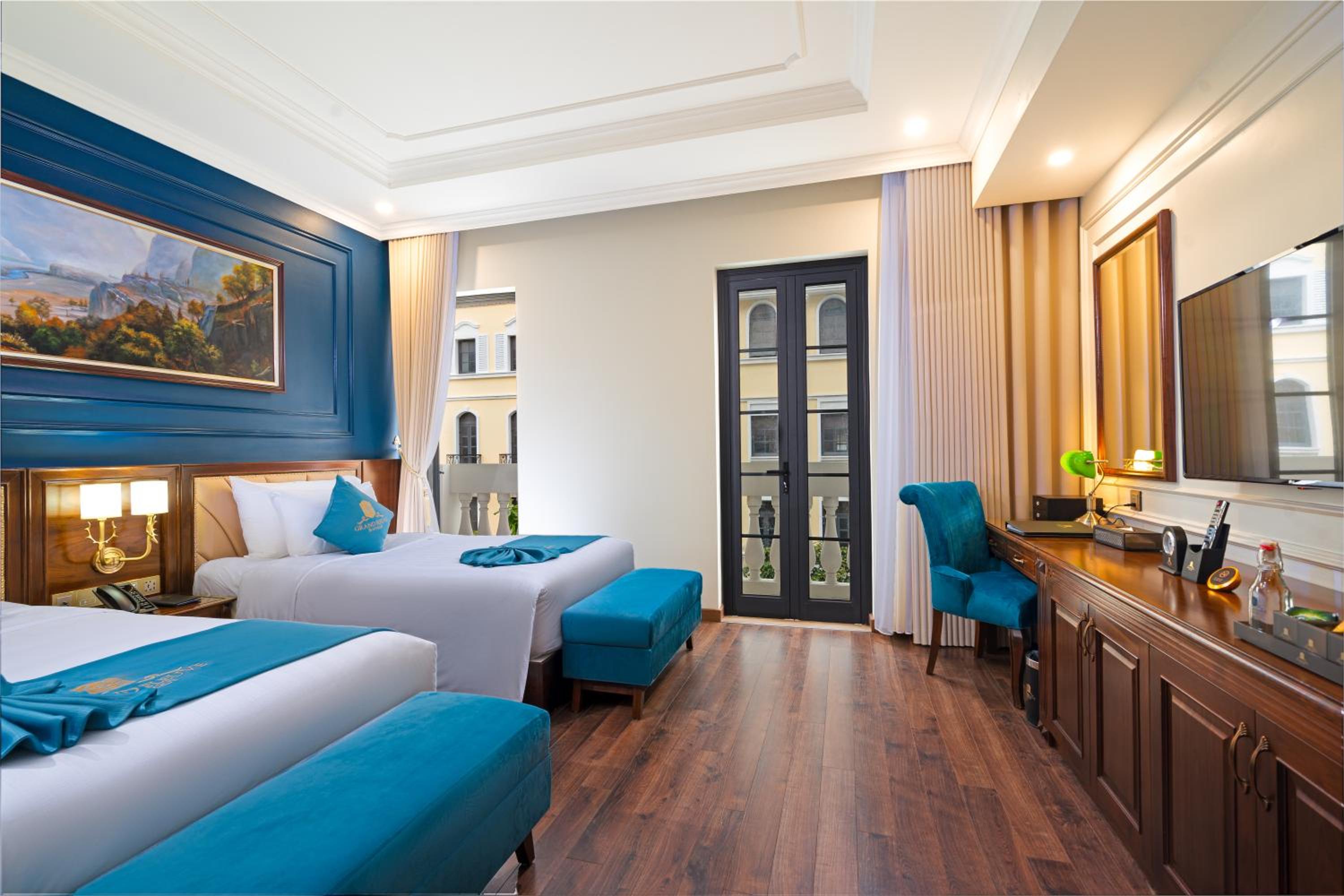 Deluxe Twin Room - Photo 3