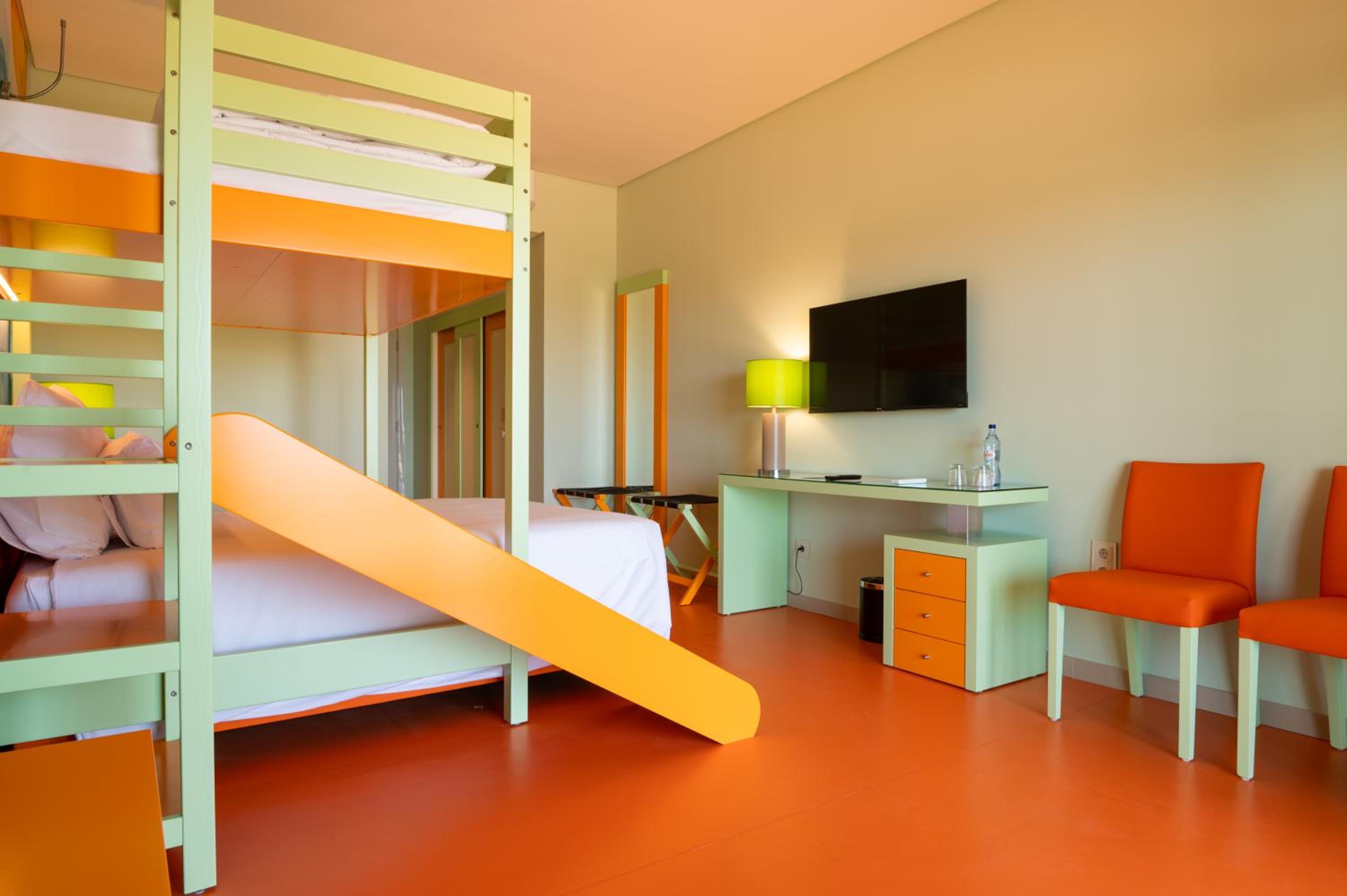 Standard Family Room NEP - Photo 4