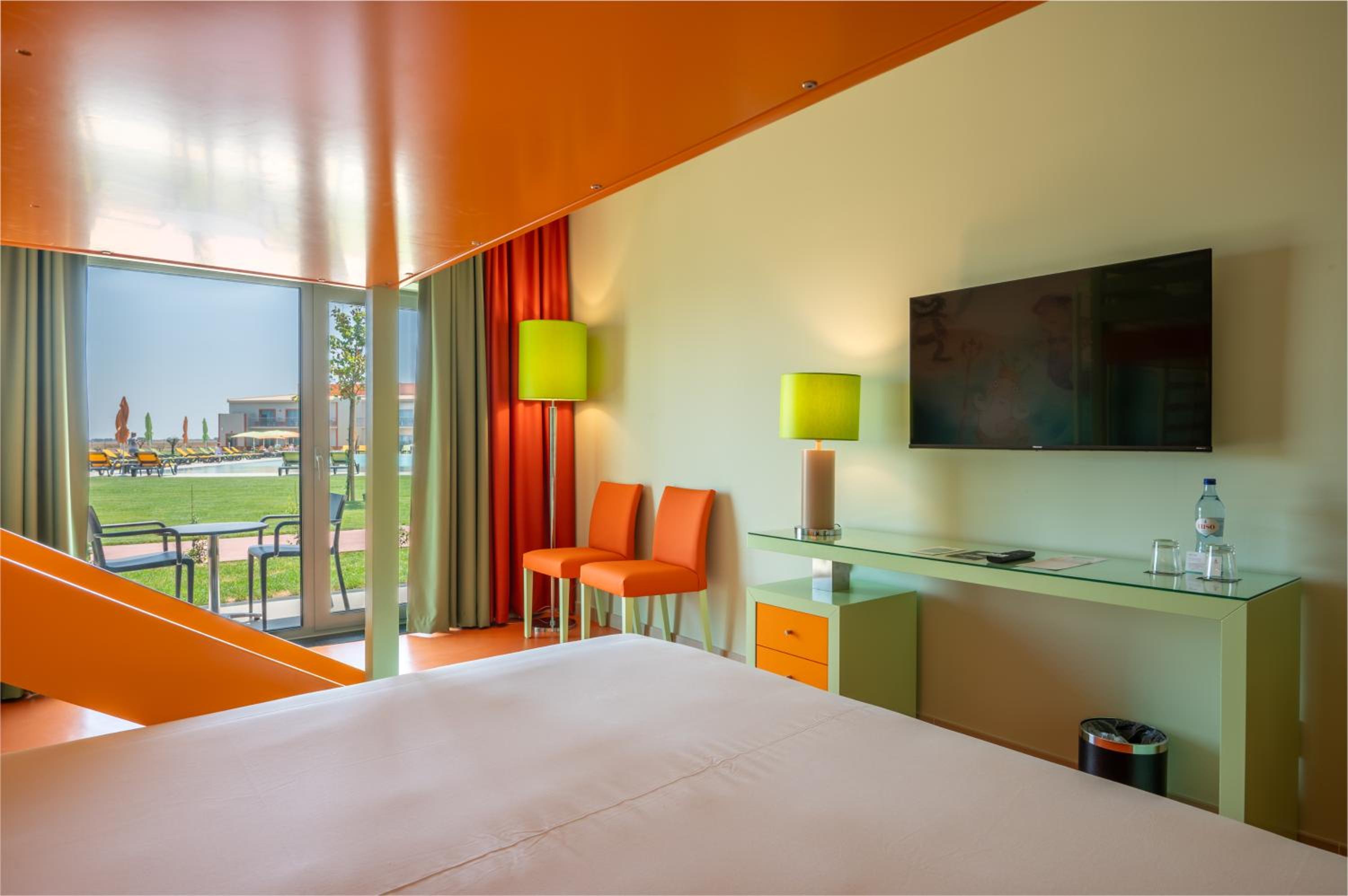 Standard Family Room NEP - Photo 2