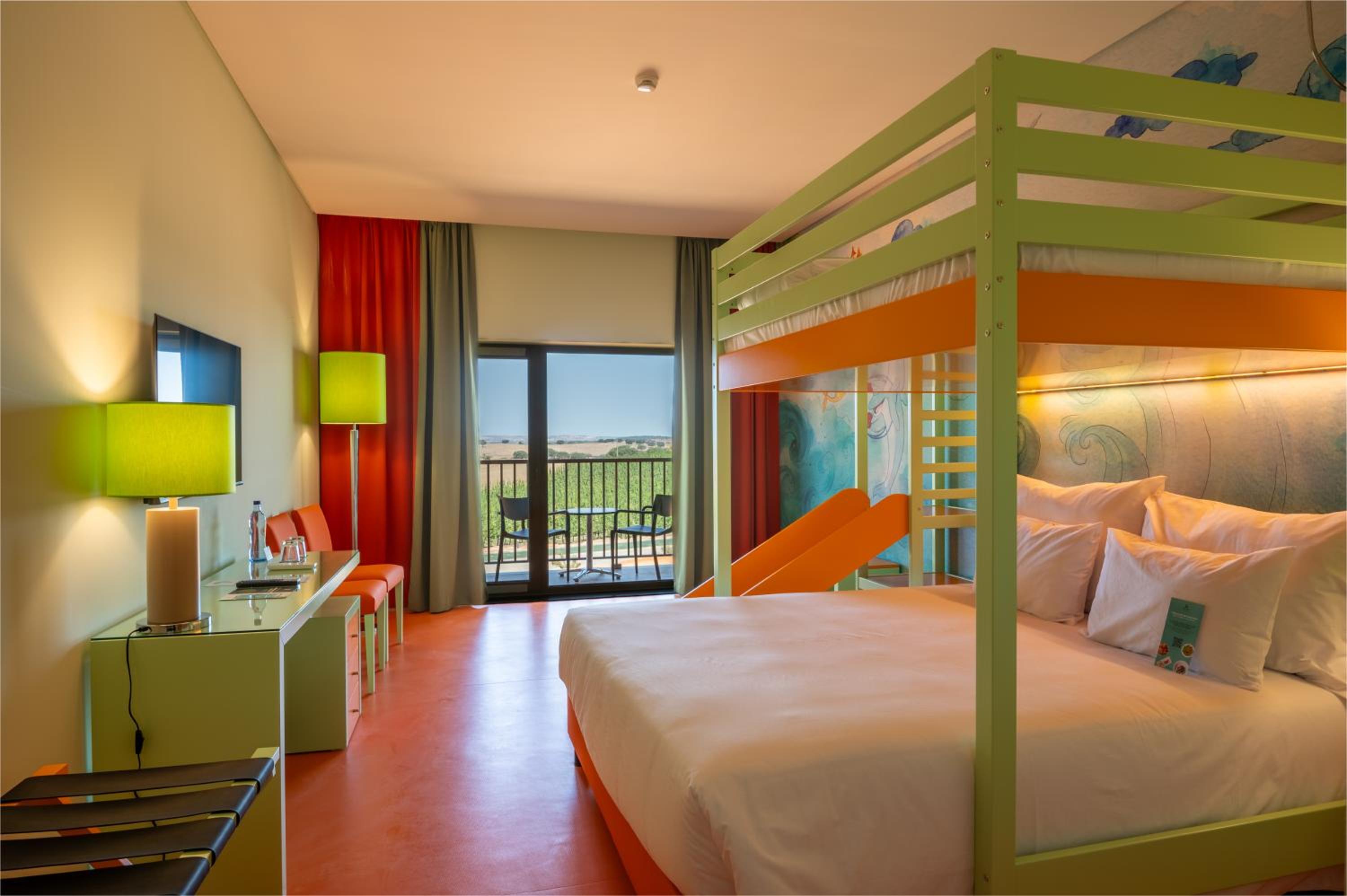 Standard Family Room NEP - Photo 3