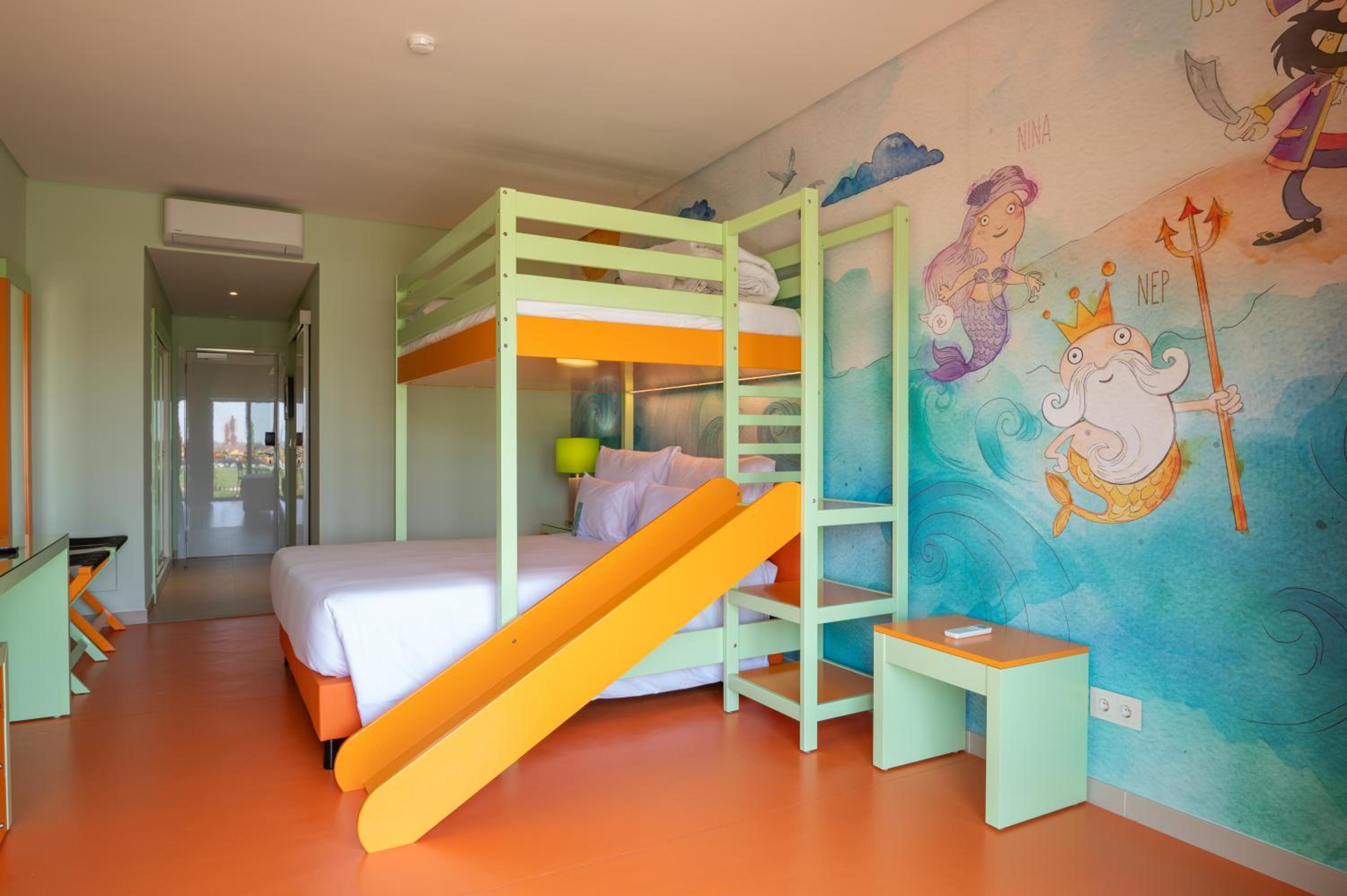 Standard Family Room NEP - Photo 5