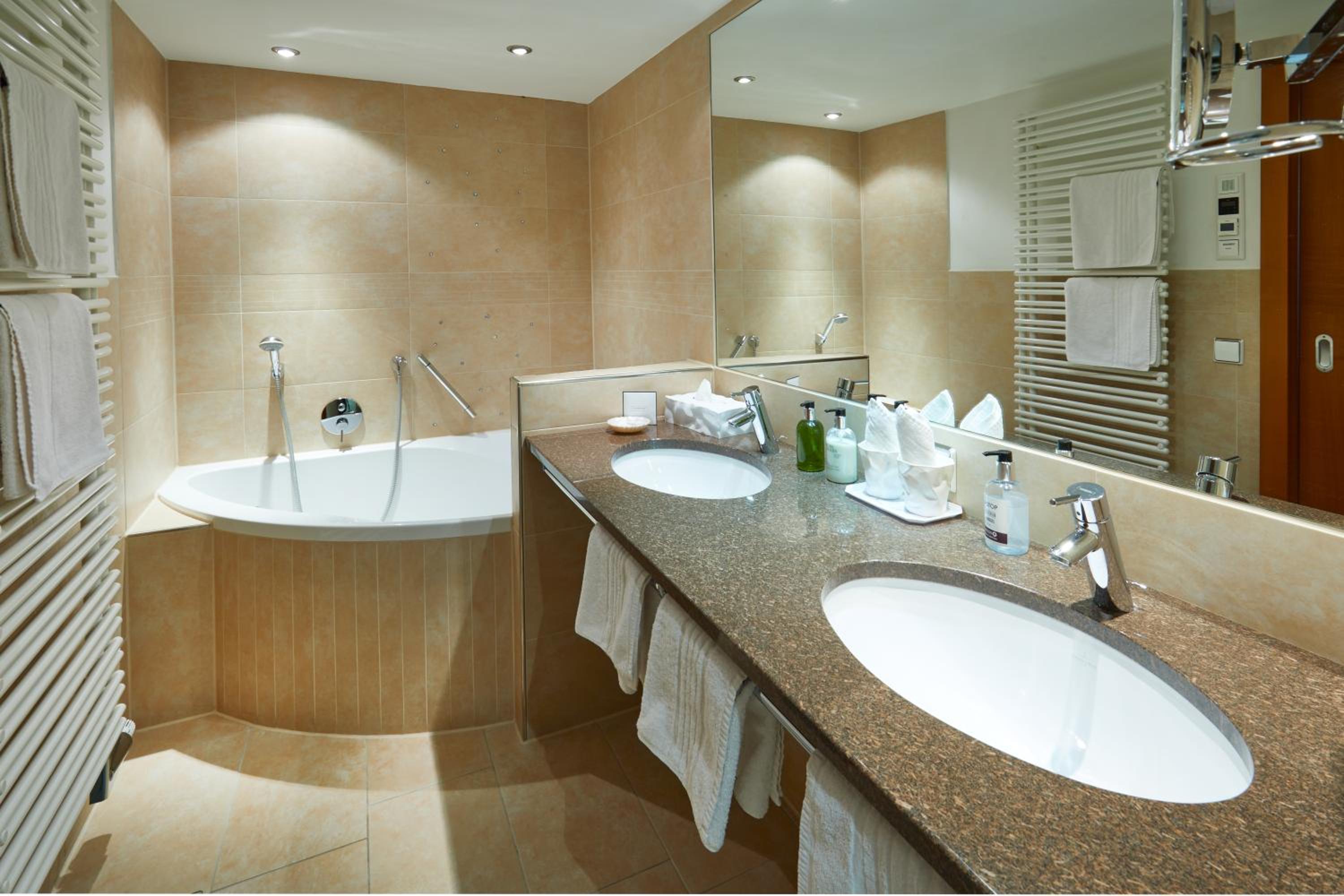 Junior Suite photo 2
