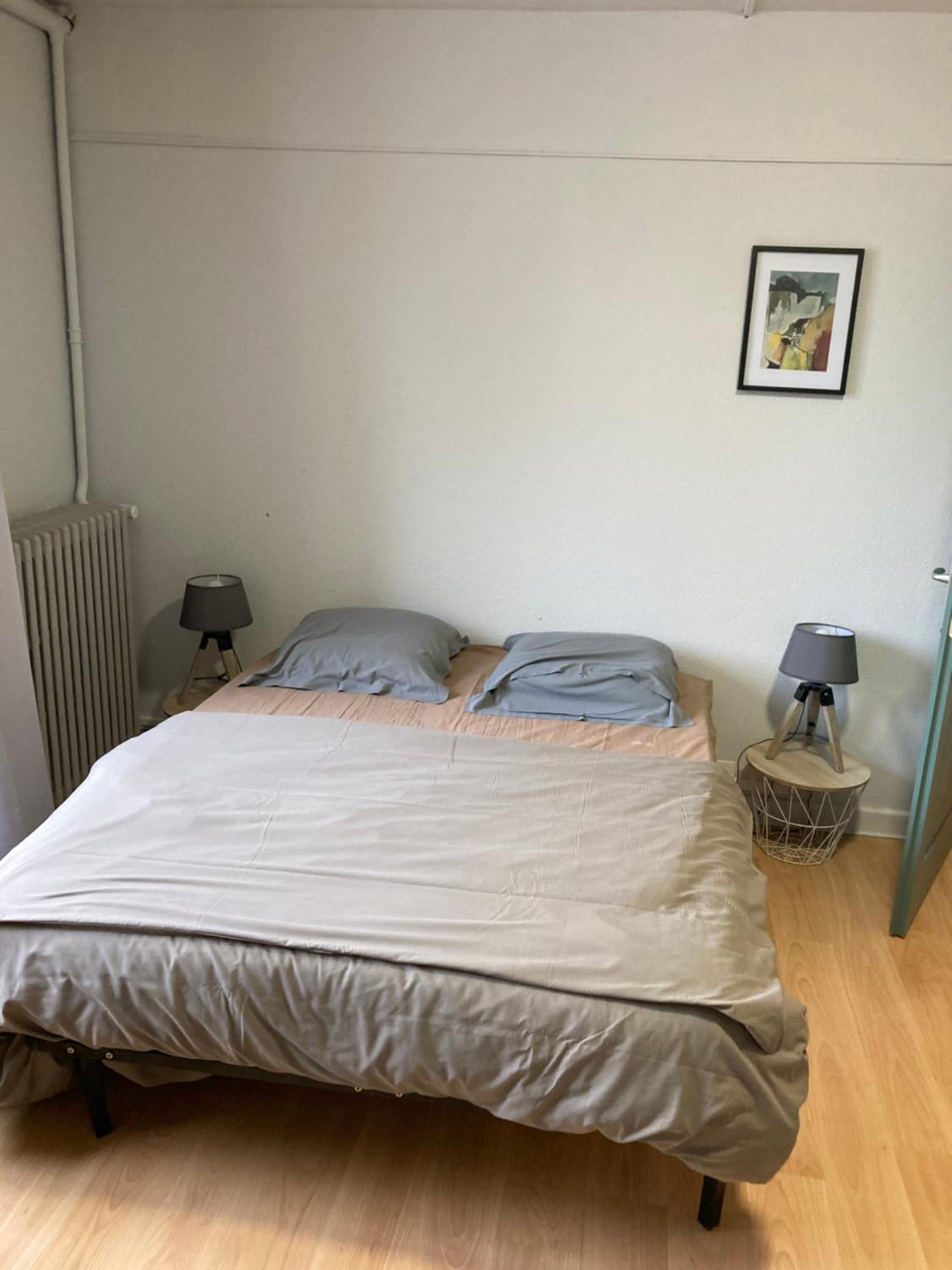 Double Room with Private Bathroom - Photo 1