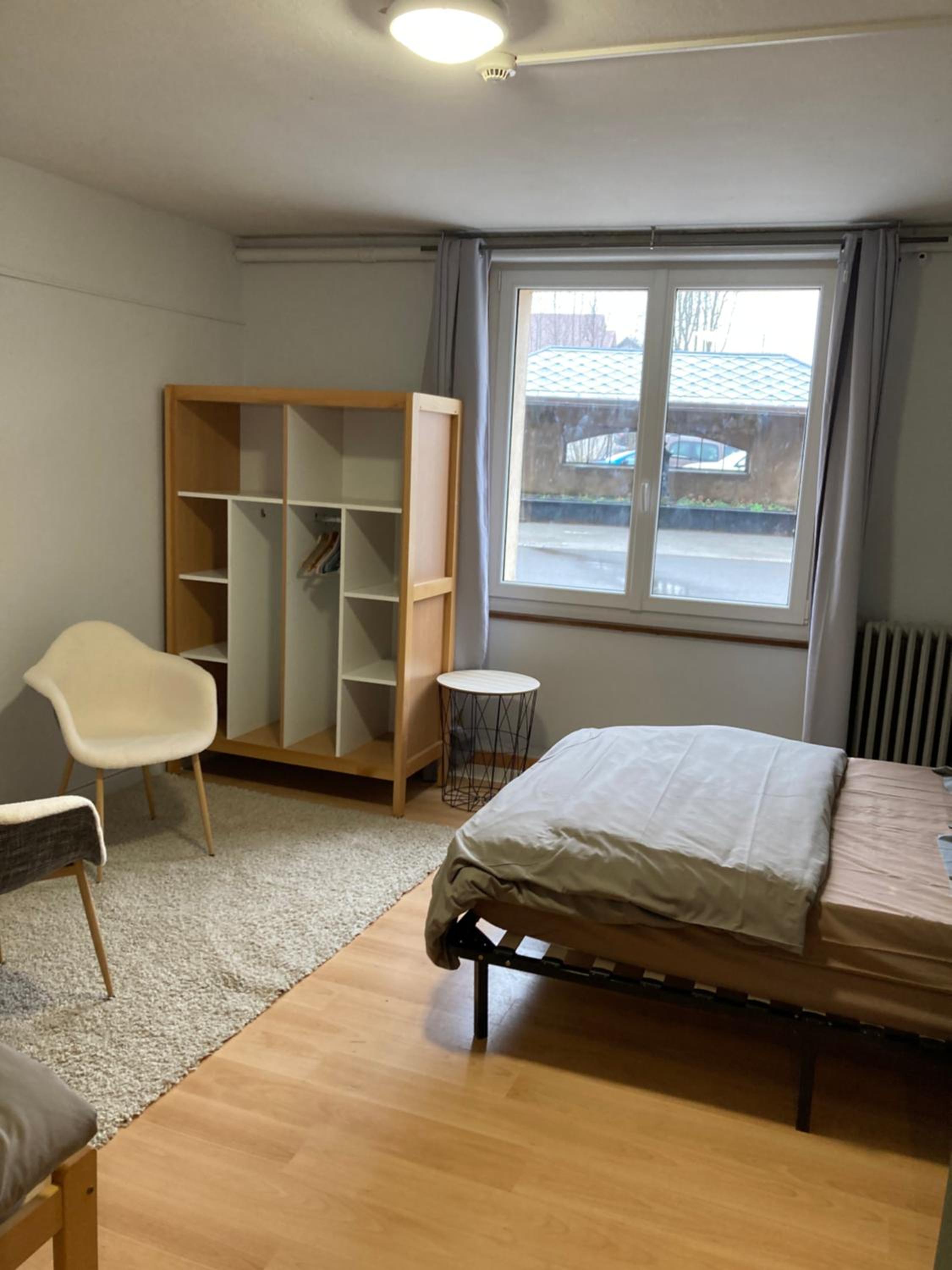 Double Room with Private Bathroom - Photo 2