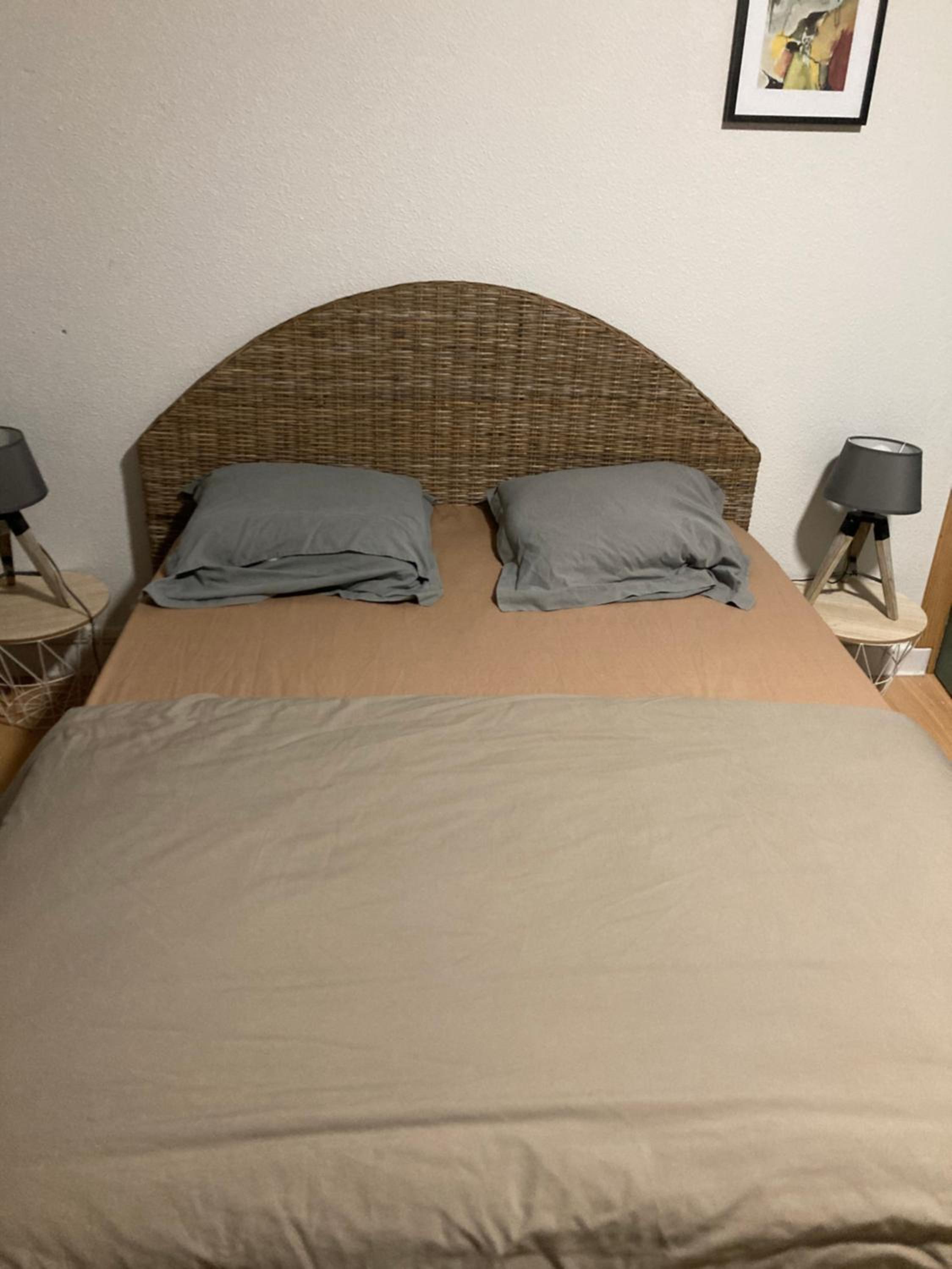 Double Room with Private Bathroom - Photo 17