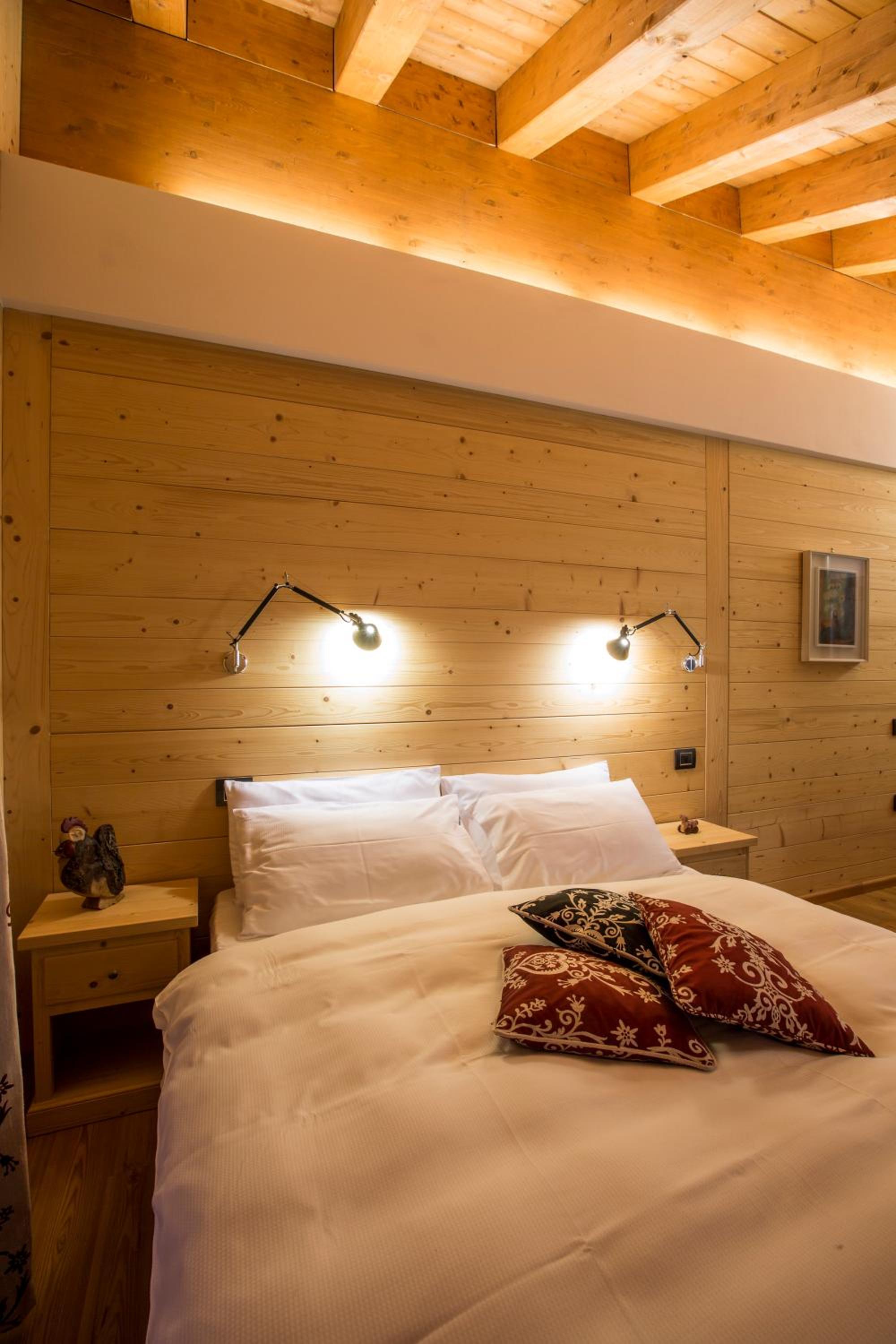 Superior Double or Twin Room photo 3