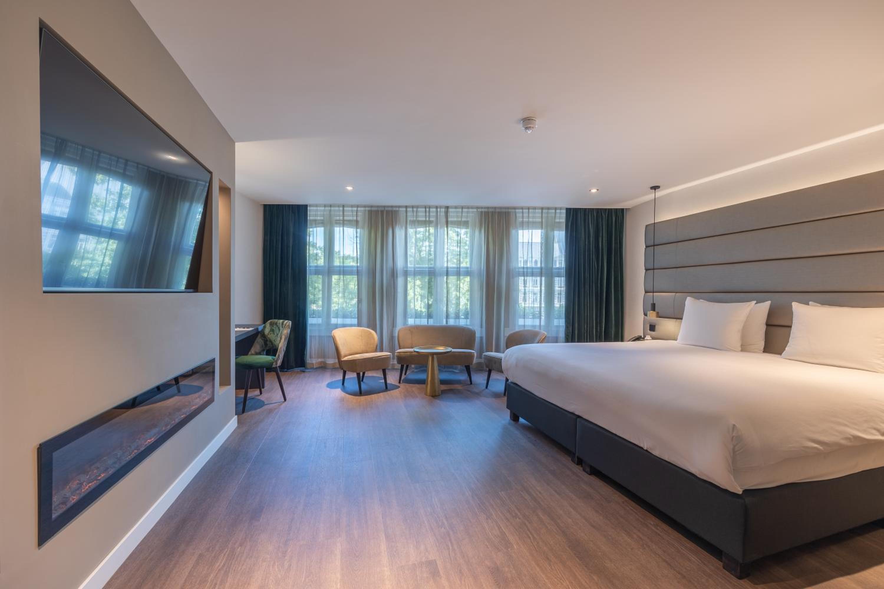 Junior Suite - Photo 1