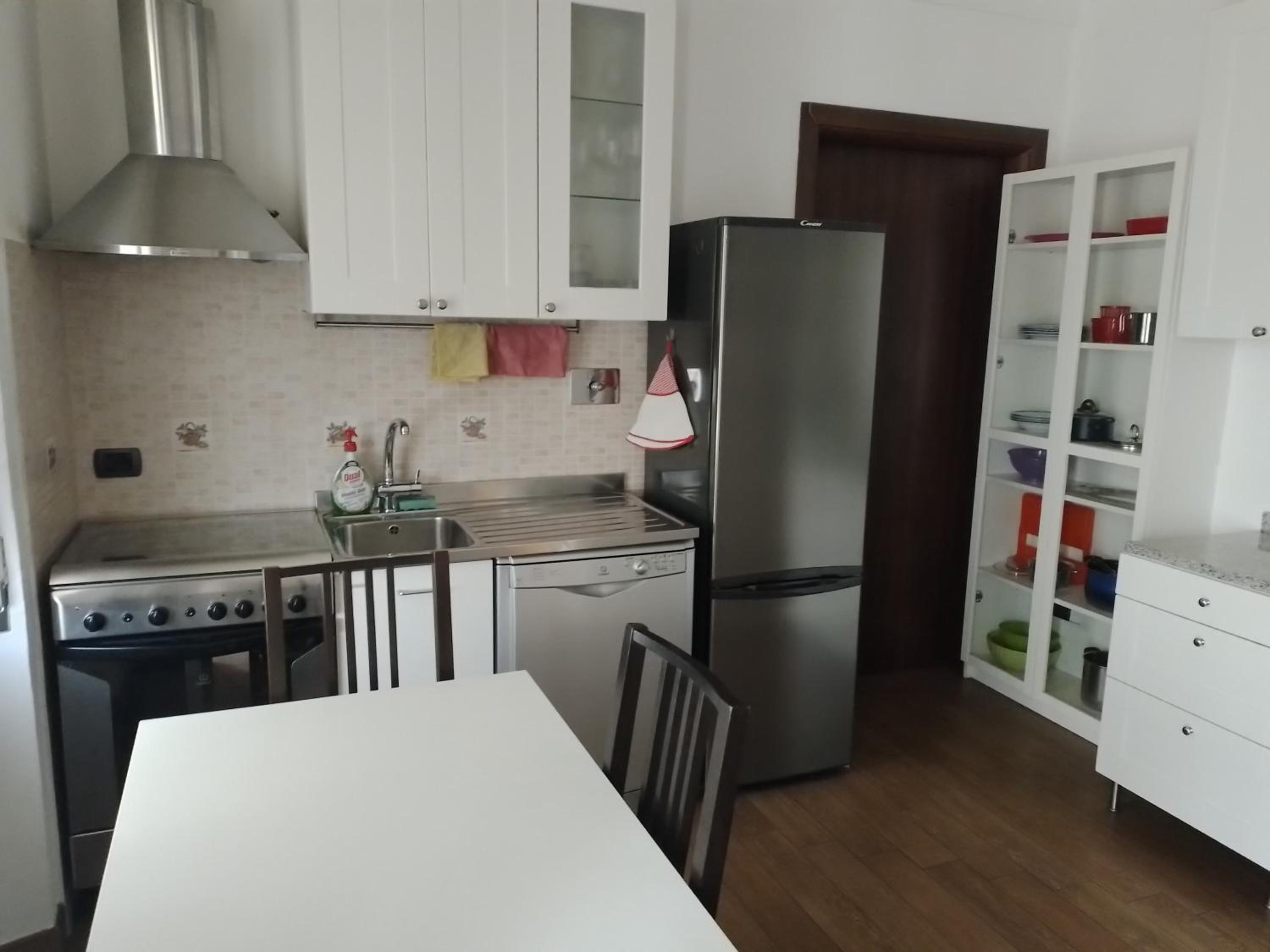 Apartment with Balcony photo 3