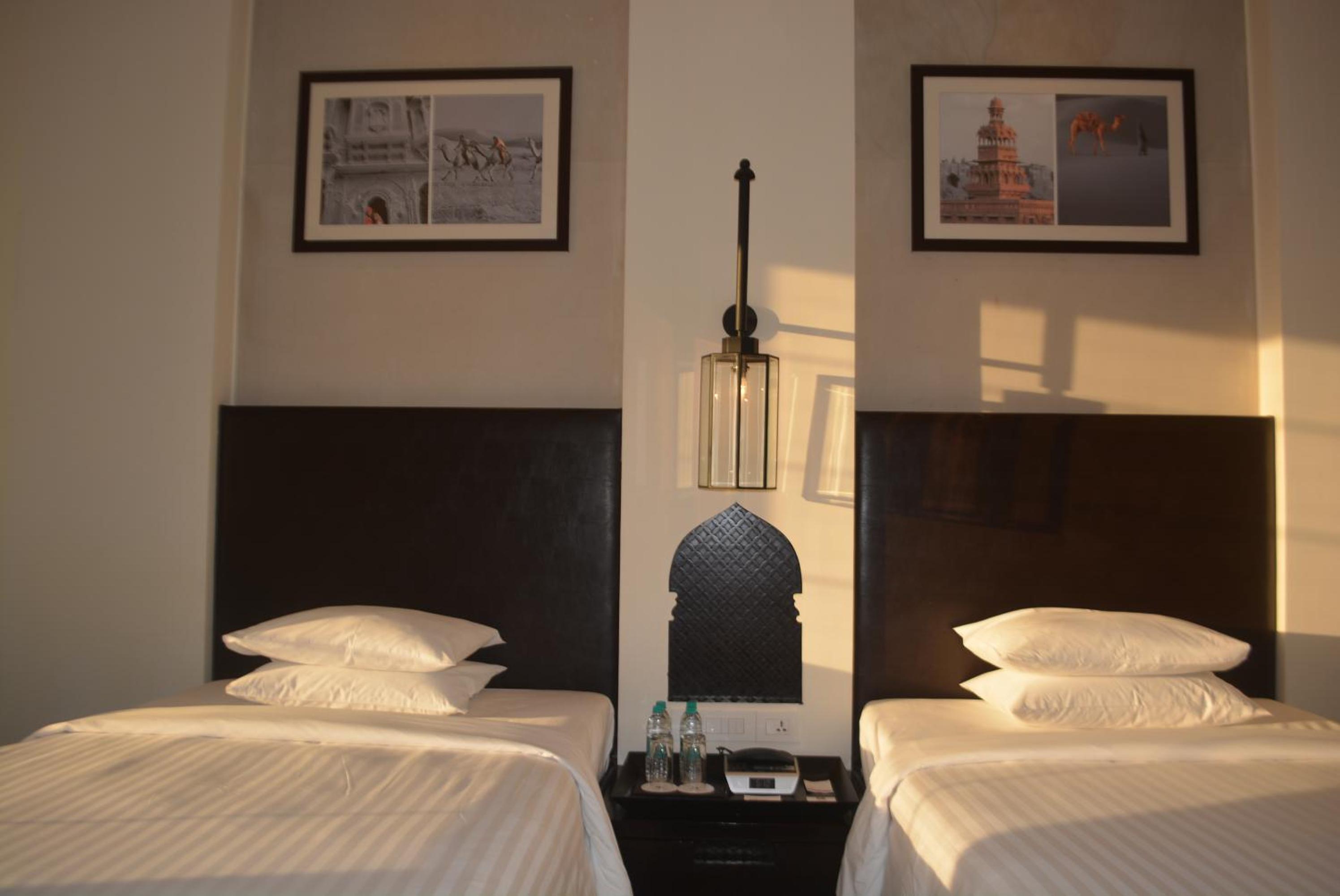 Fort View Twin Room with 4 Pints of Beer & INR 1000 Hotel Credit and complimentary Hi-Tea photo 2