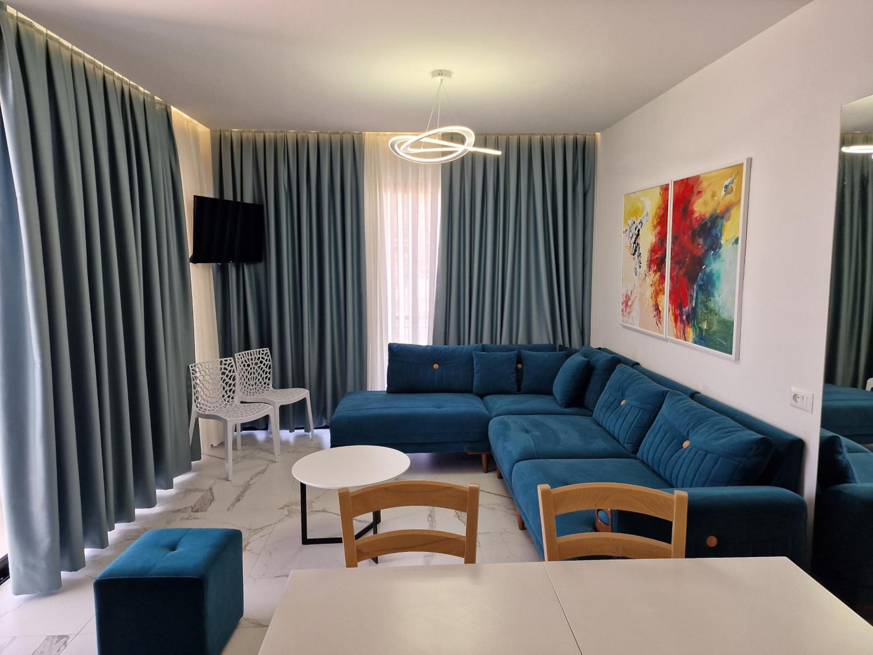 Apartment with Sea View and Swimming Pool