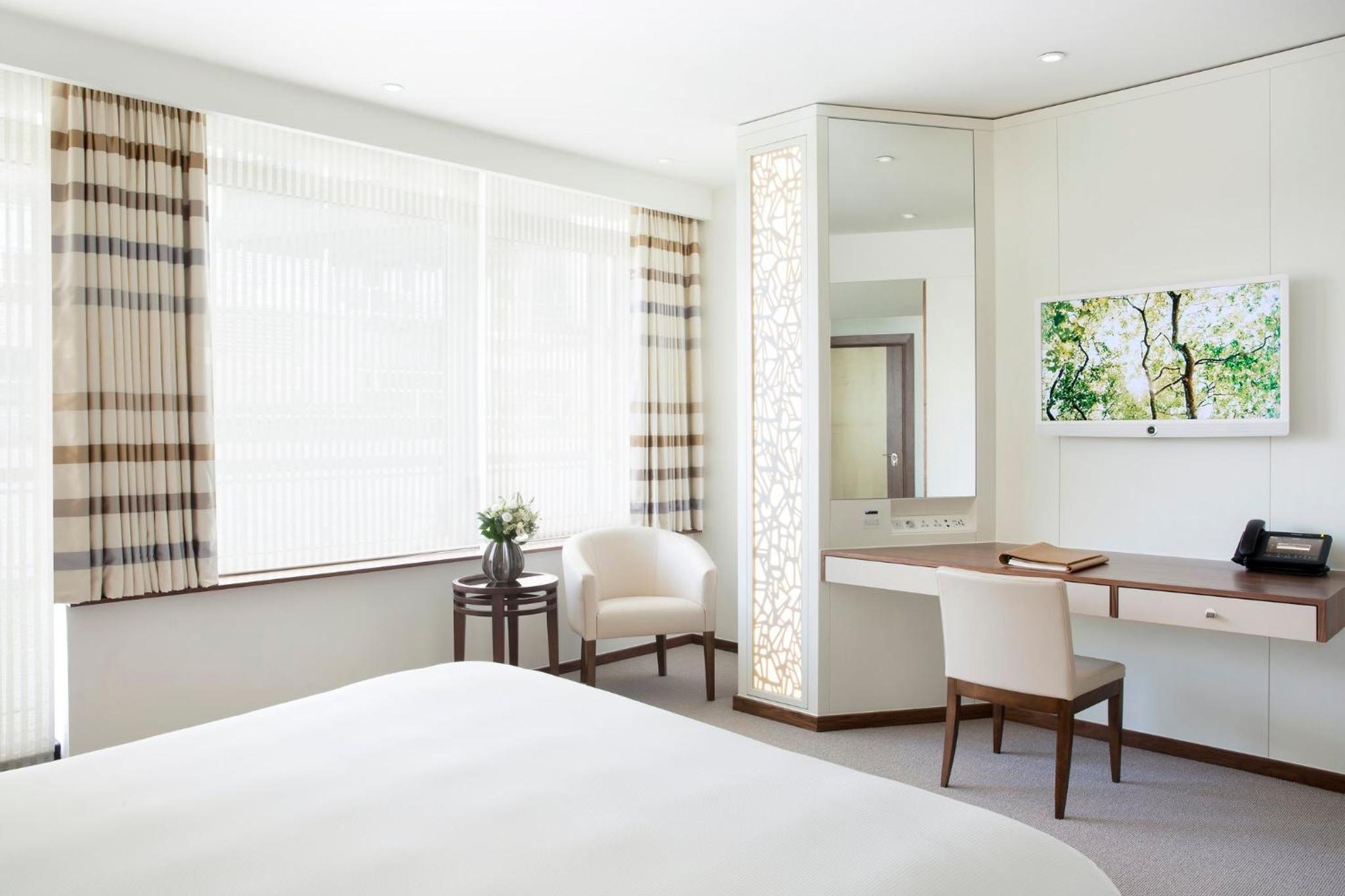 Double Deluxe Room