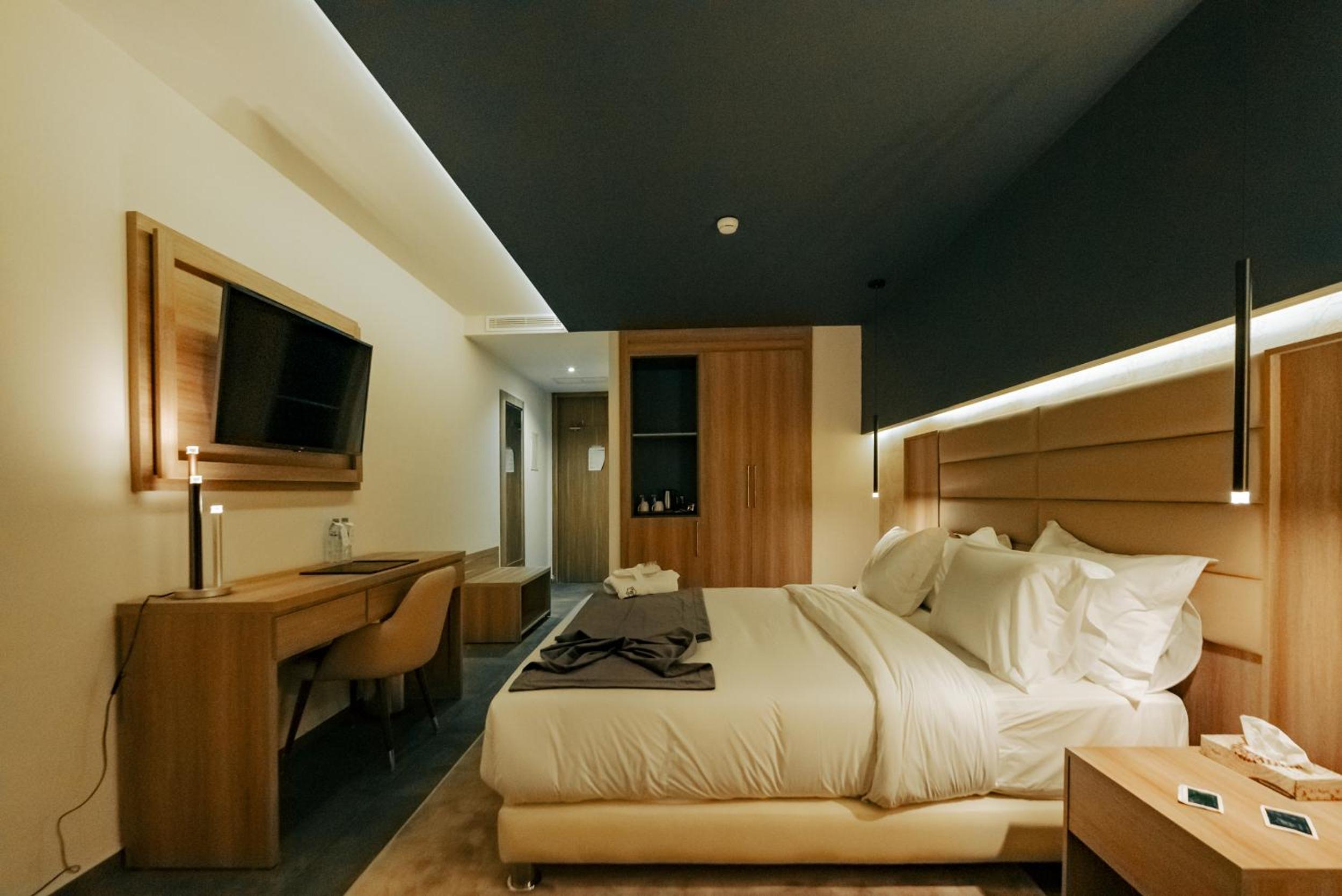 Standard Double Room photo 2