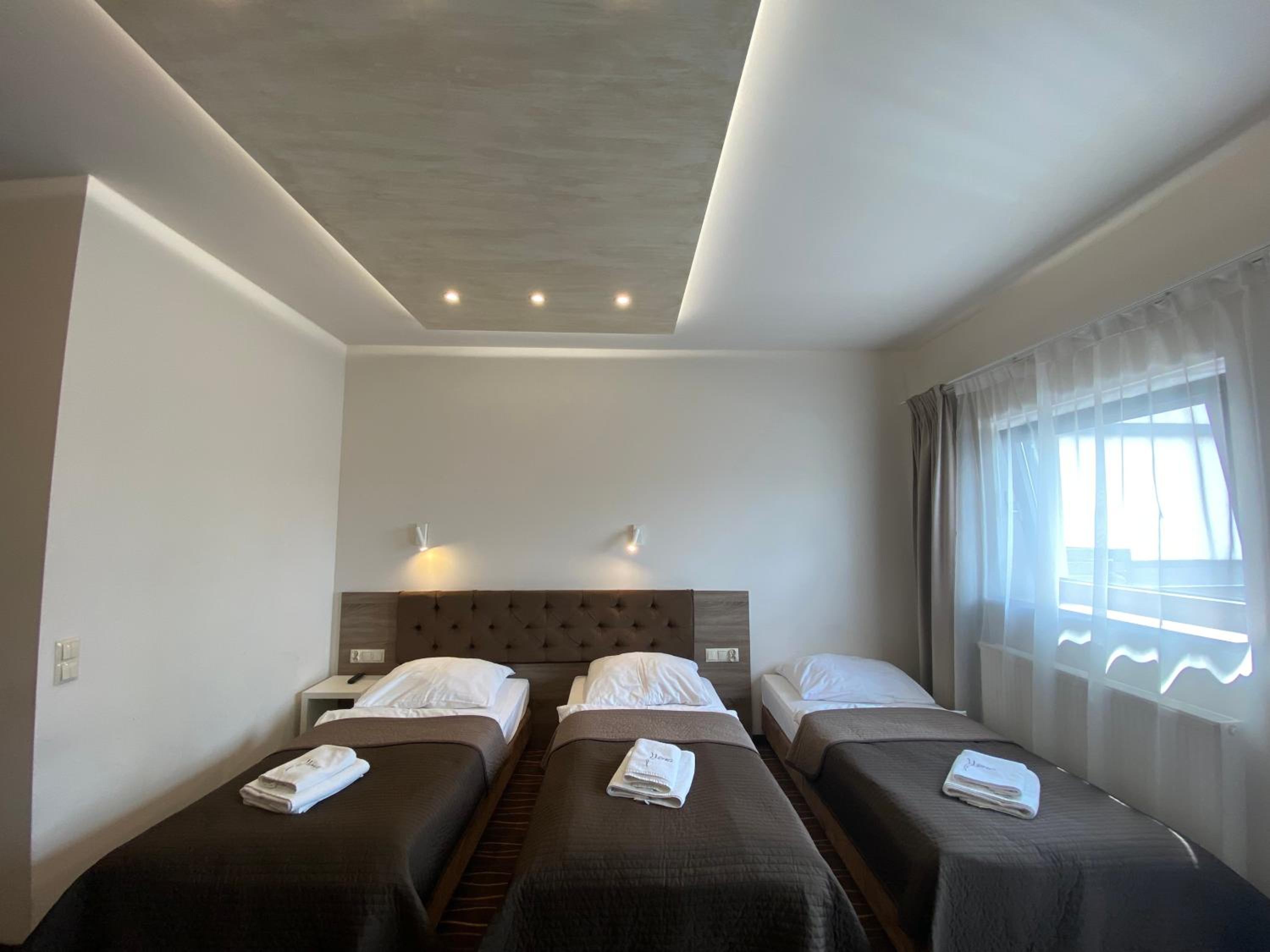 Triple Room - Photo 4